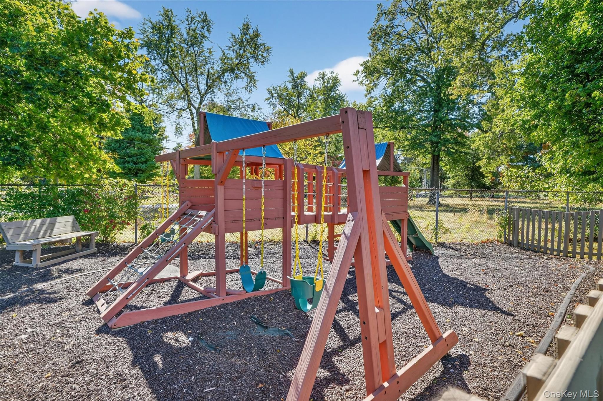 101 Eagle Bay Drive Unit: 101