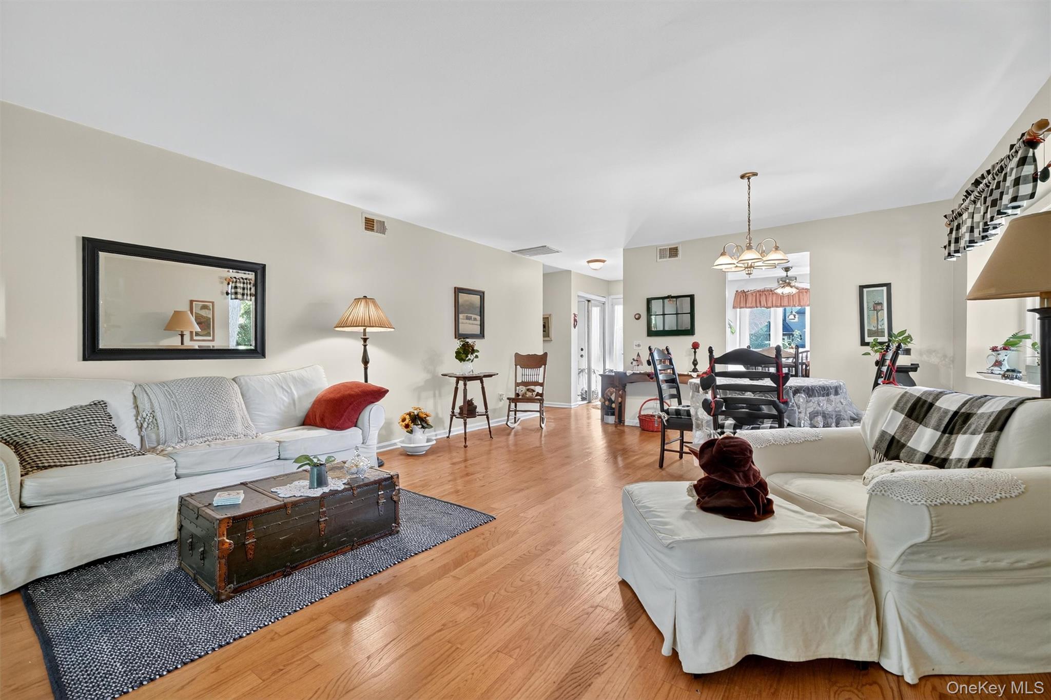 101 Eagle Bay Drive Unit: 101