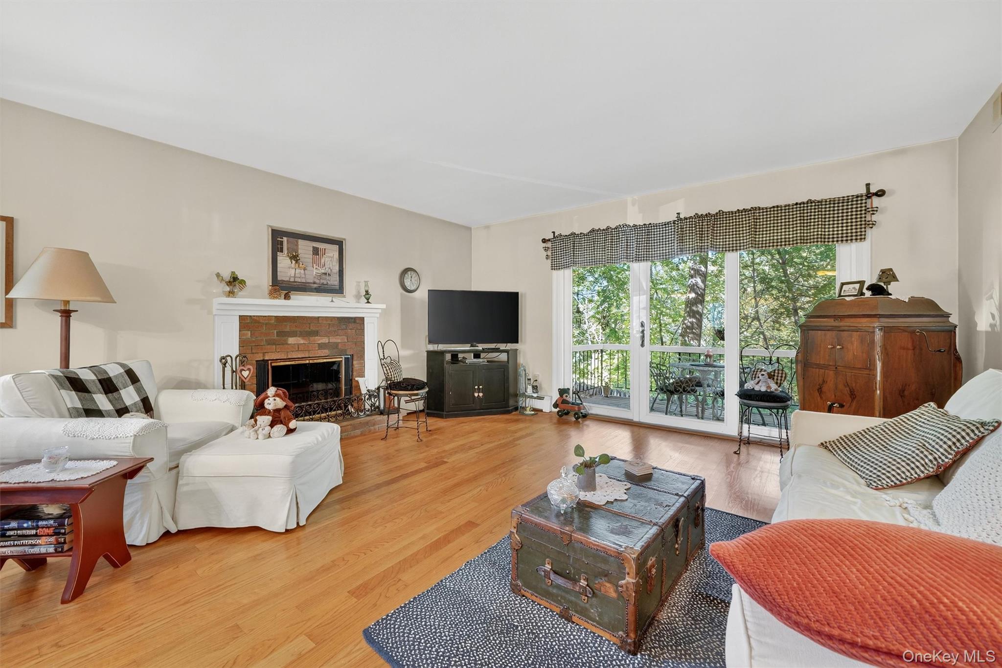 101 Eagle Bay Drive Unit: 101