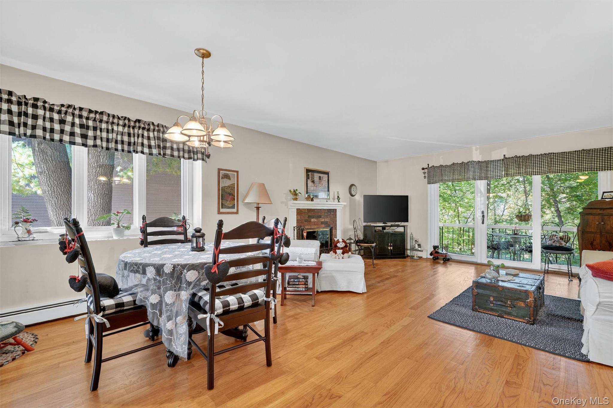 101 Eagle Bay Drive Unit: 101