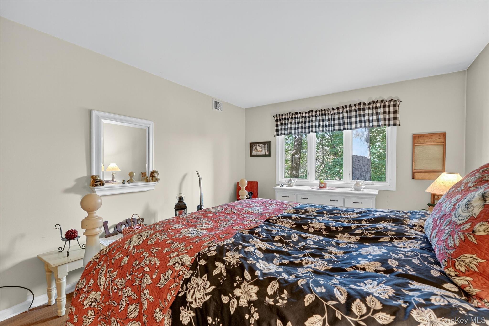 101 Eagle Bay Drive Unit: 101