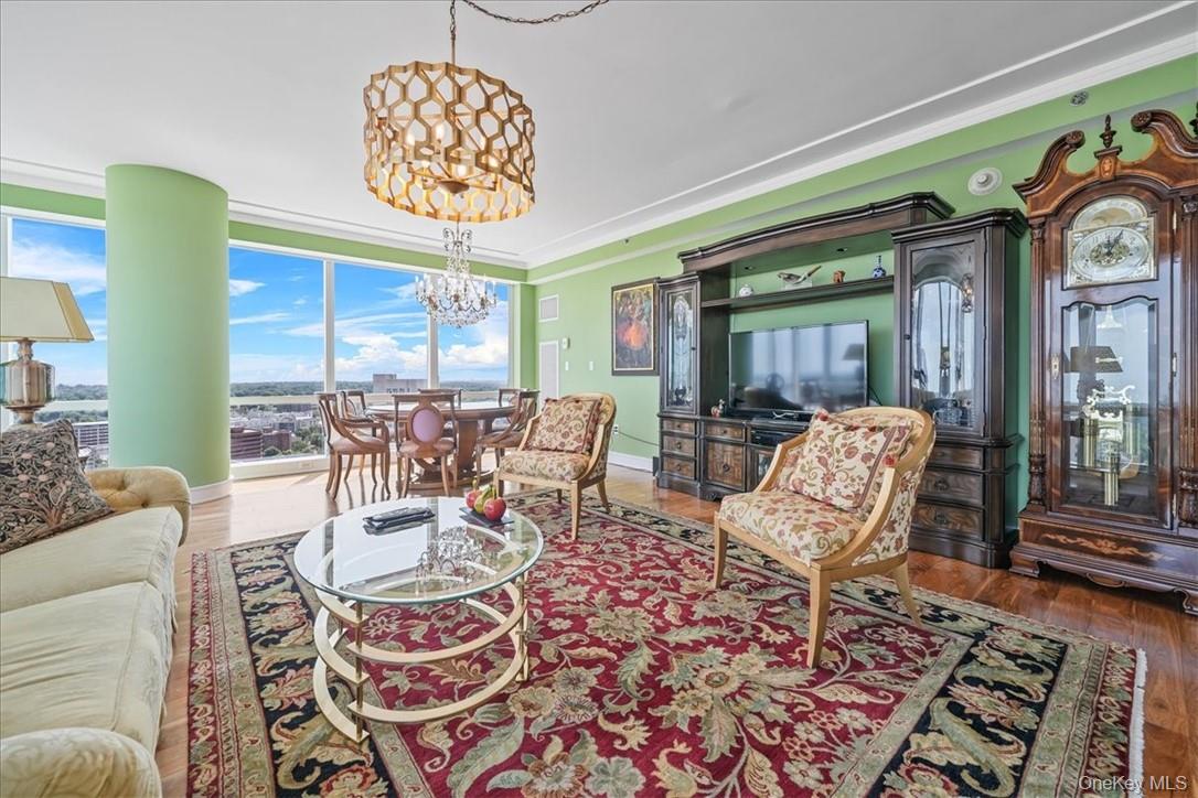 5 Renaissance Square Unit: 28G