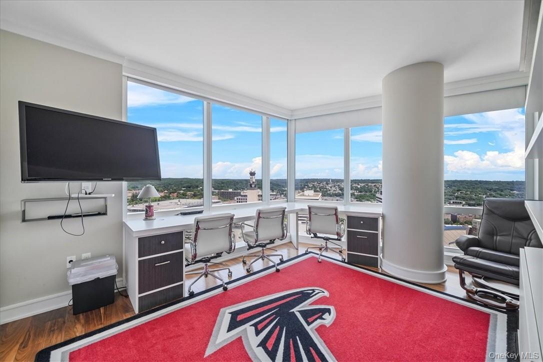 5 Renaissance Square Unit: 28G