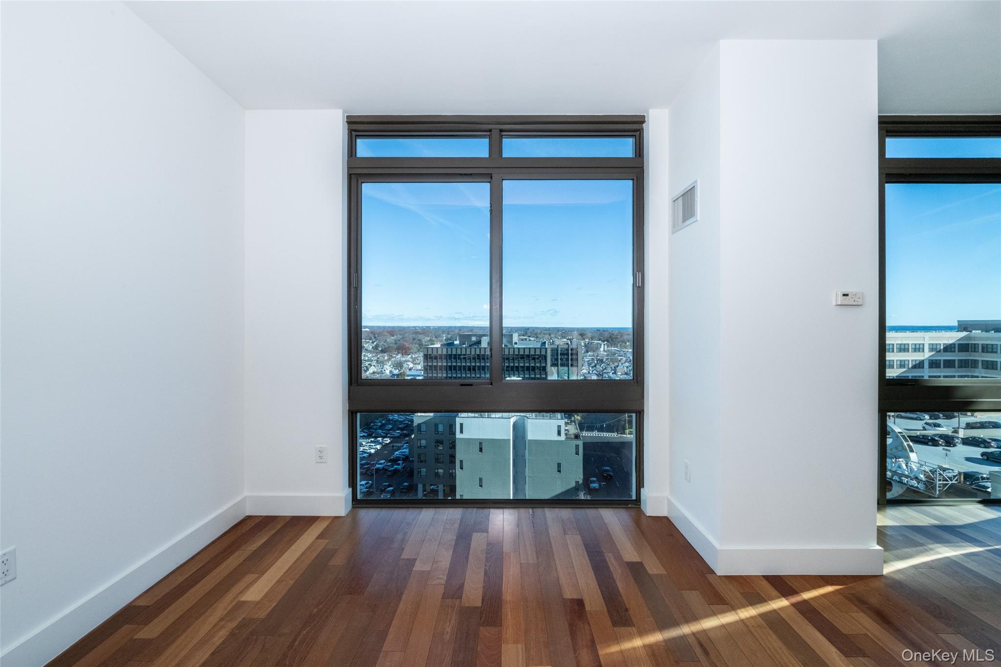 175 Huguenot Street Unit: 1402
