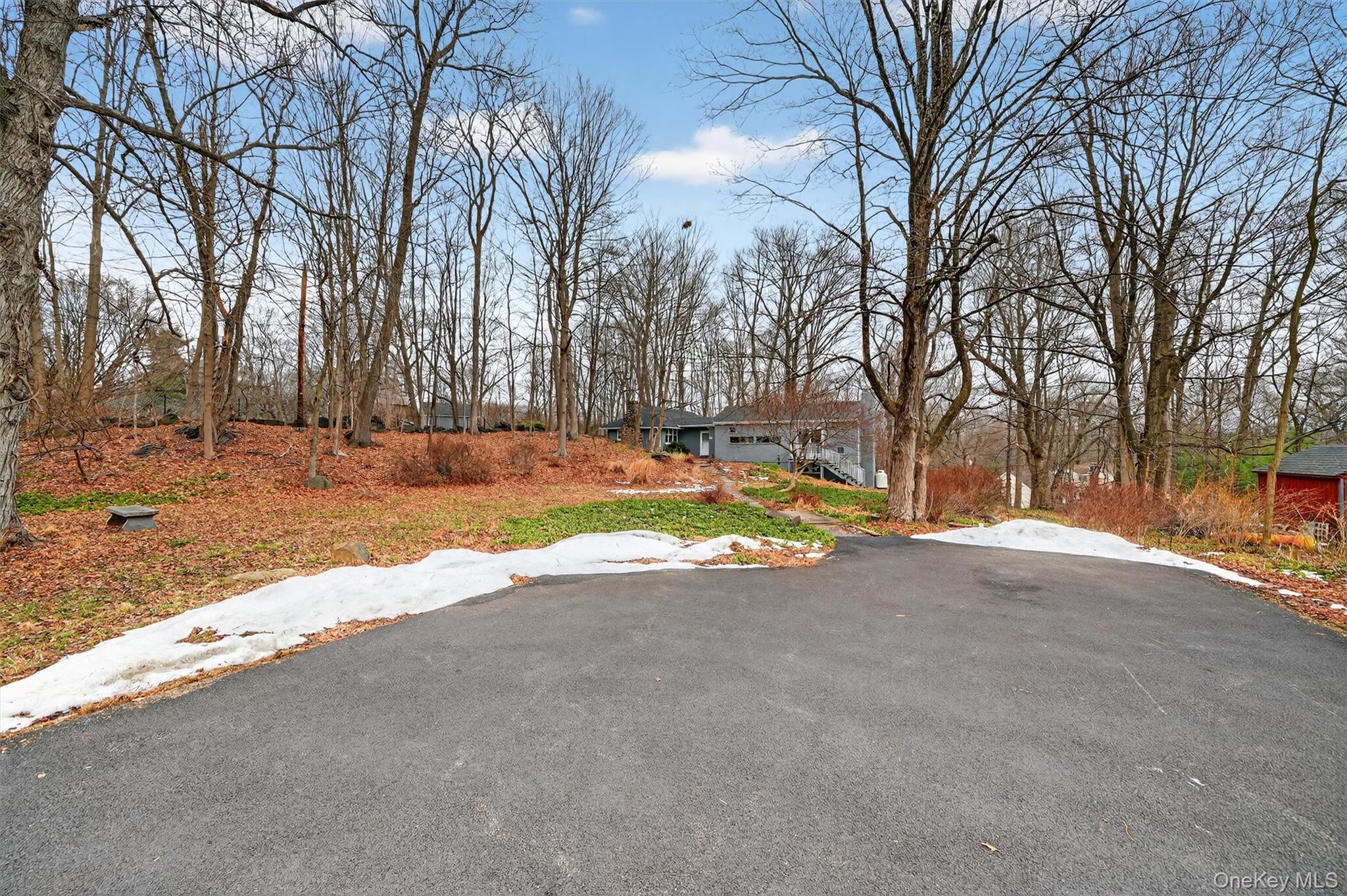 98 Mount Airy Road S