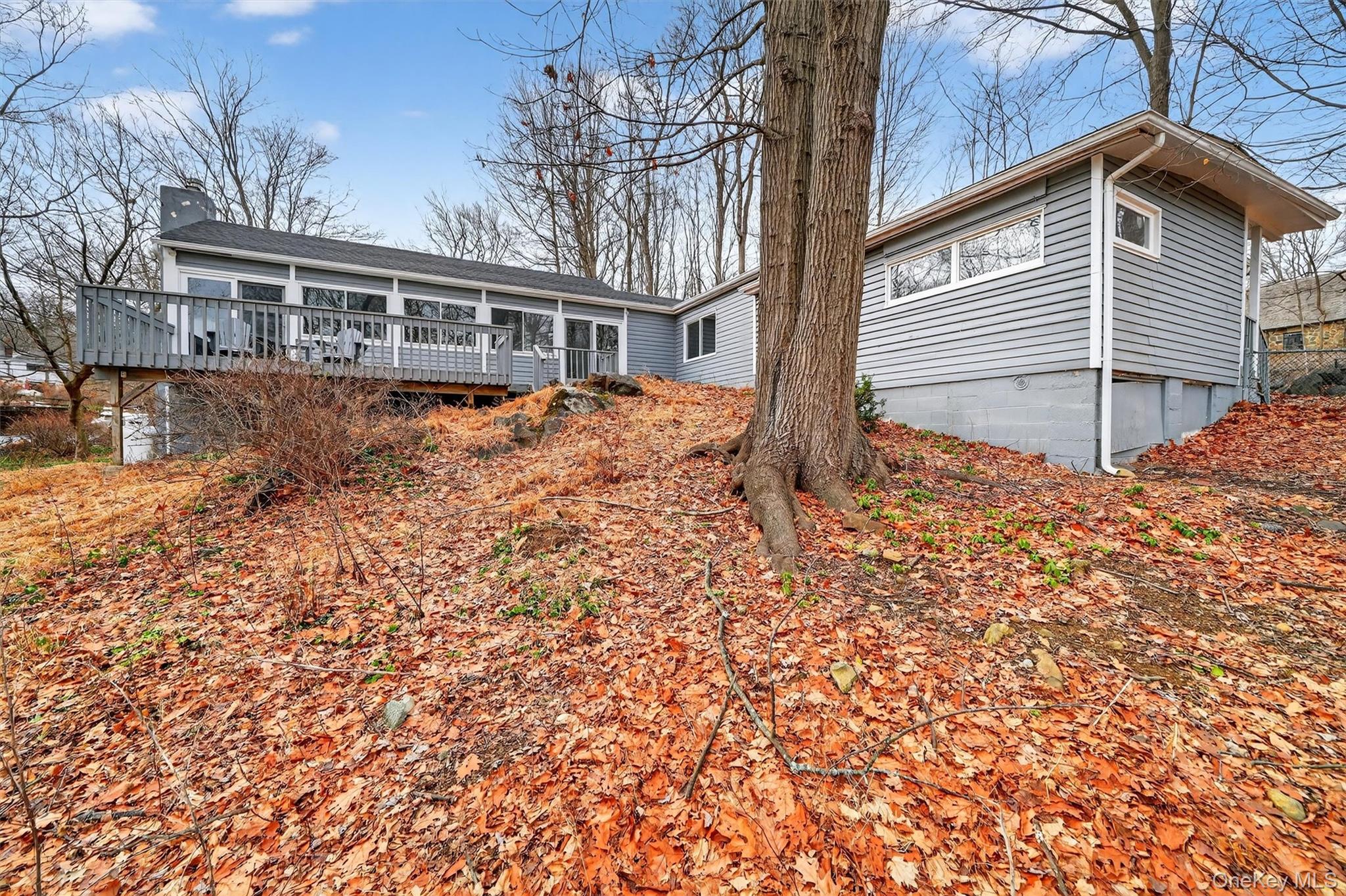 98 Mount Airy Road S