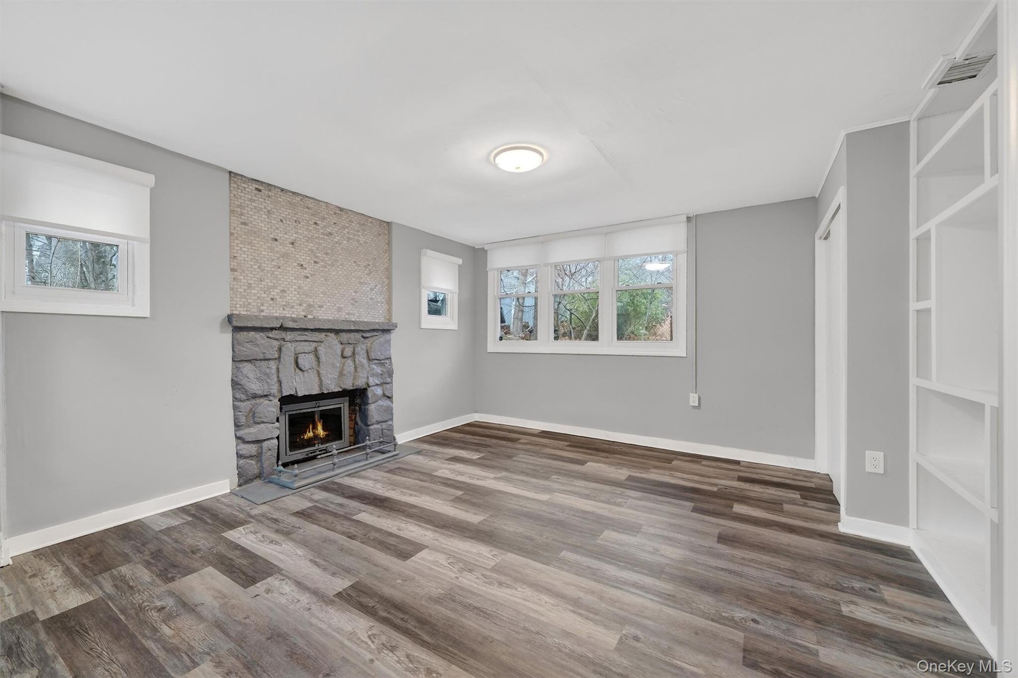 98 Mount Airy Road S