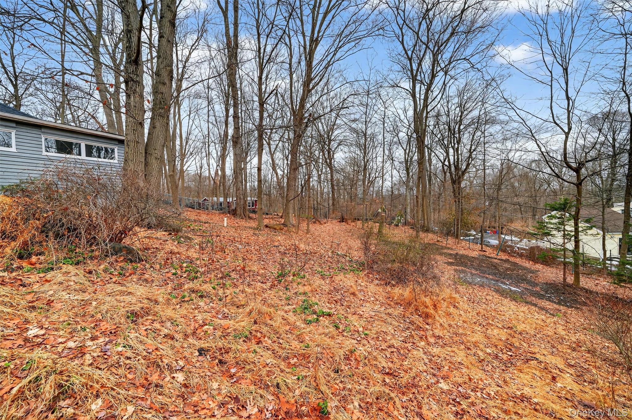 98 Mount Airy Road S