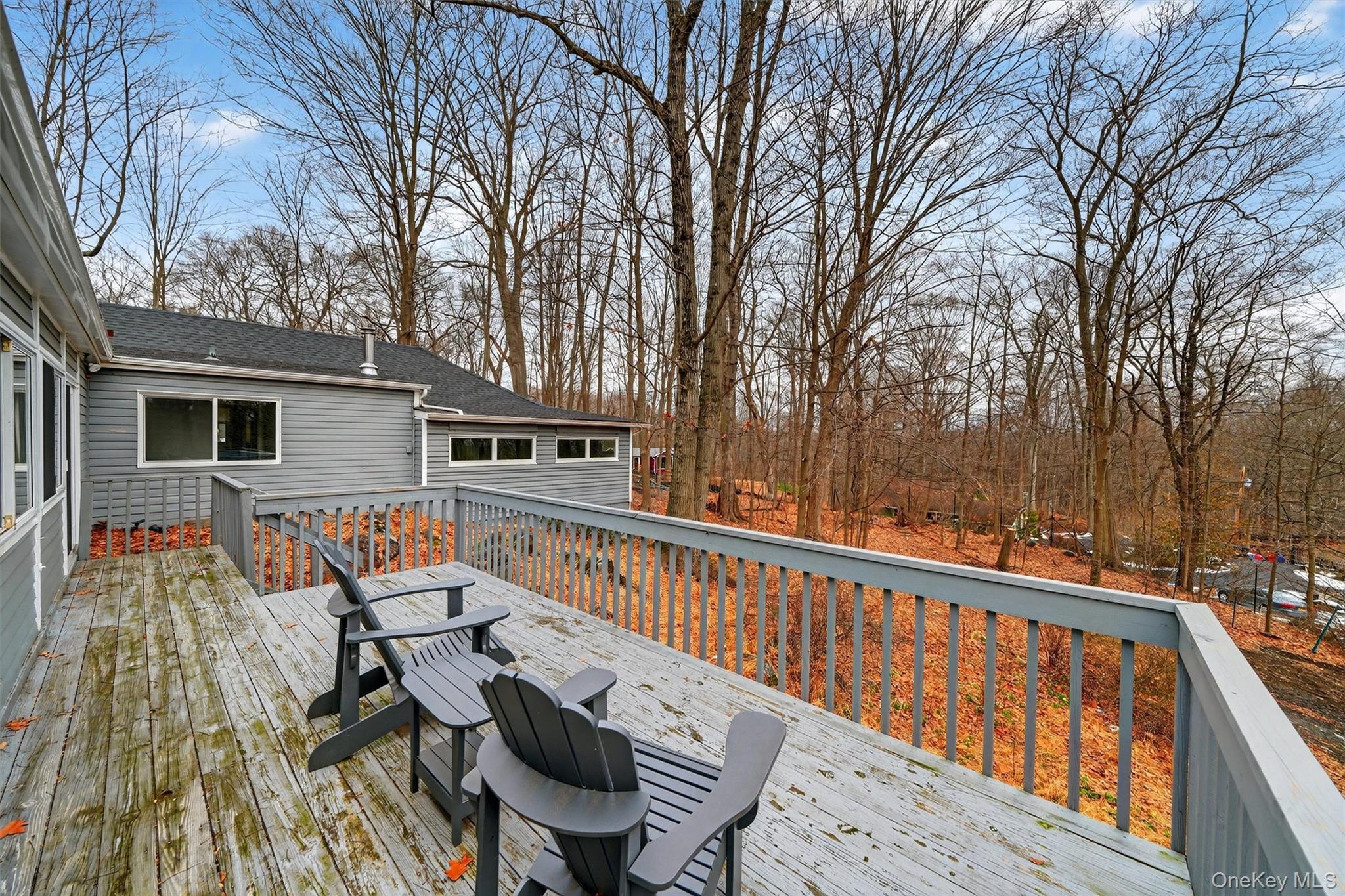 98 Mount Airy Road S