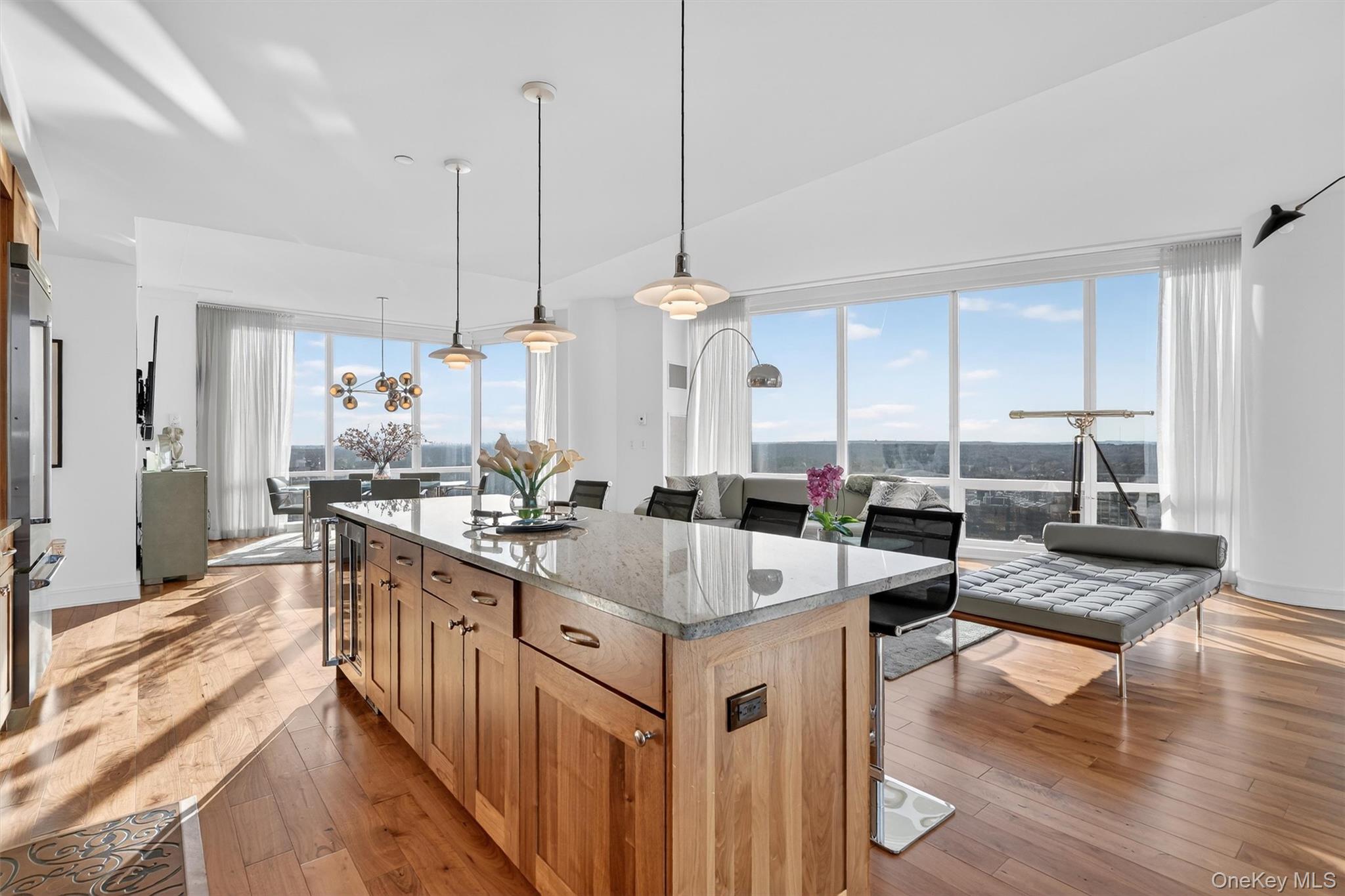 5 Renaissance Square Unit: PH6C