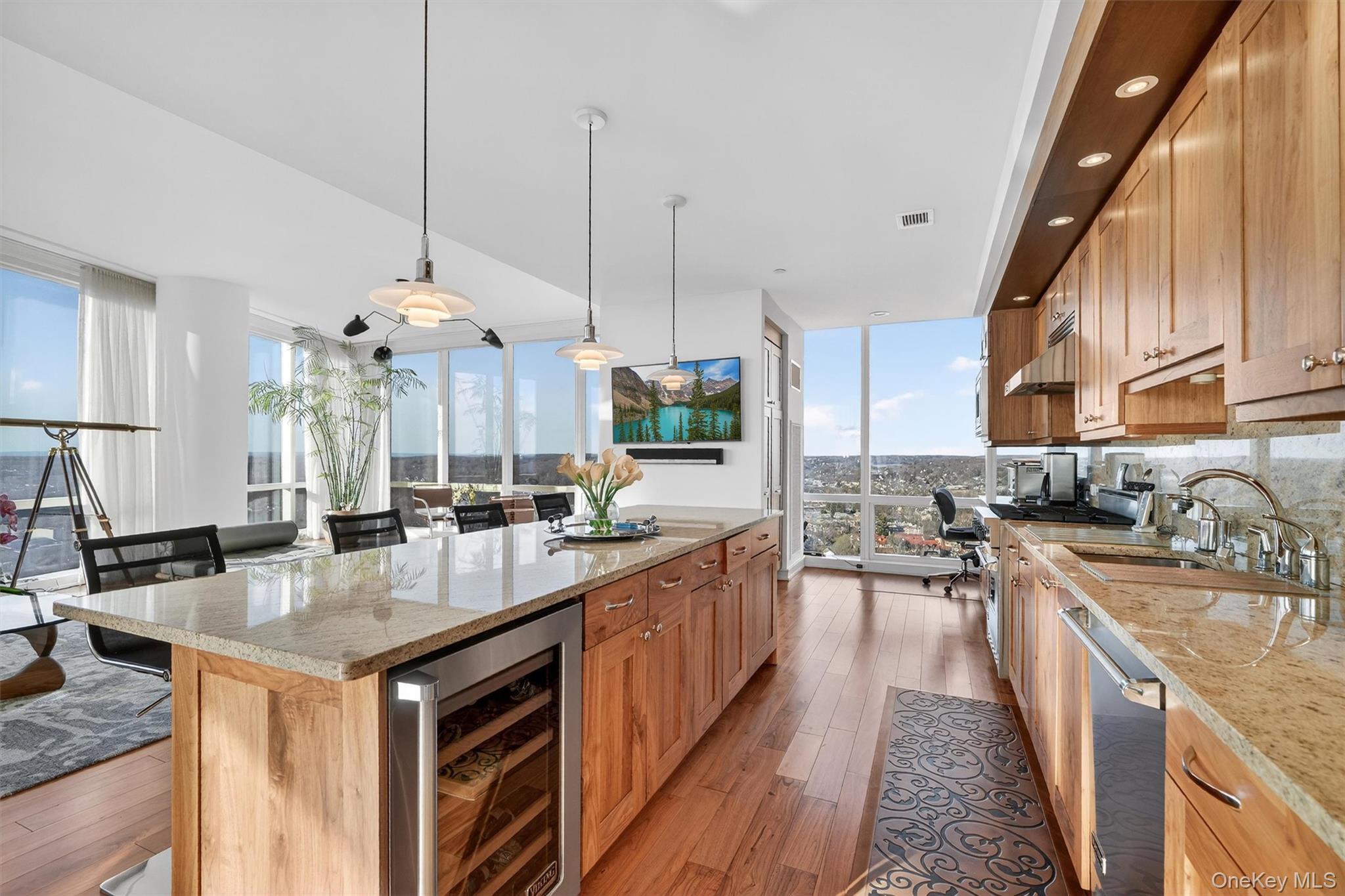 5 Renaissance Square Unit: PH6C