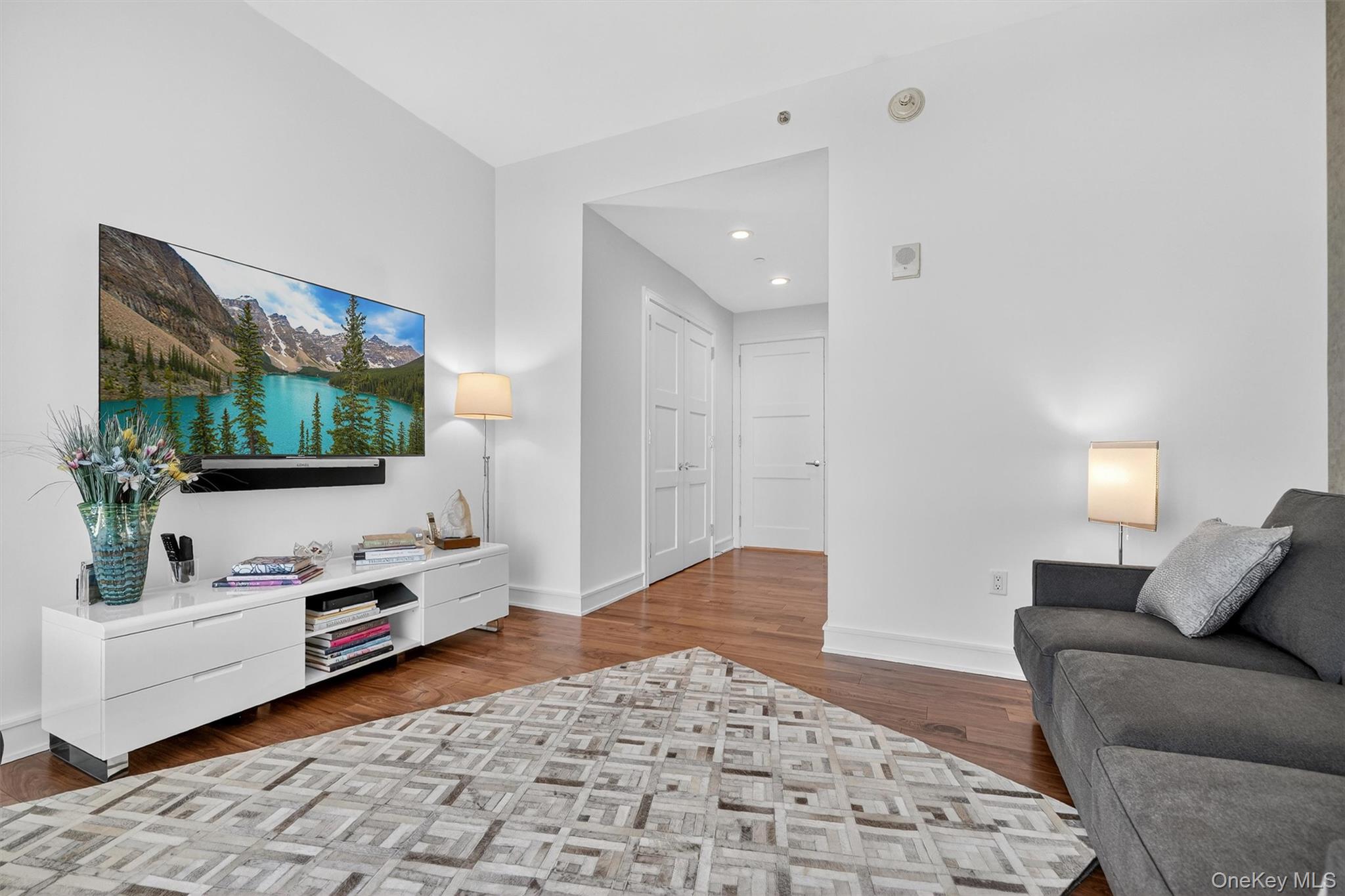 5 Renaissance Square Unit: PH6C