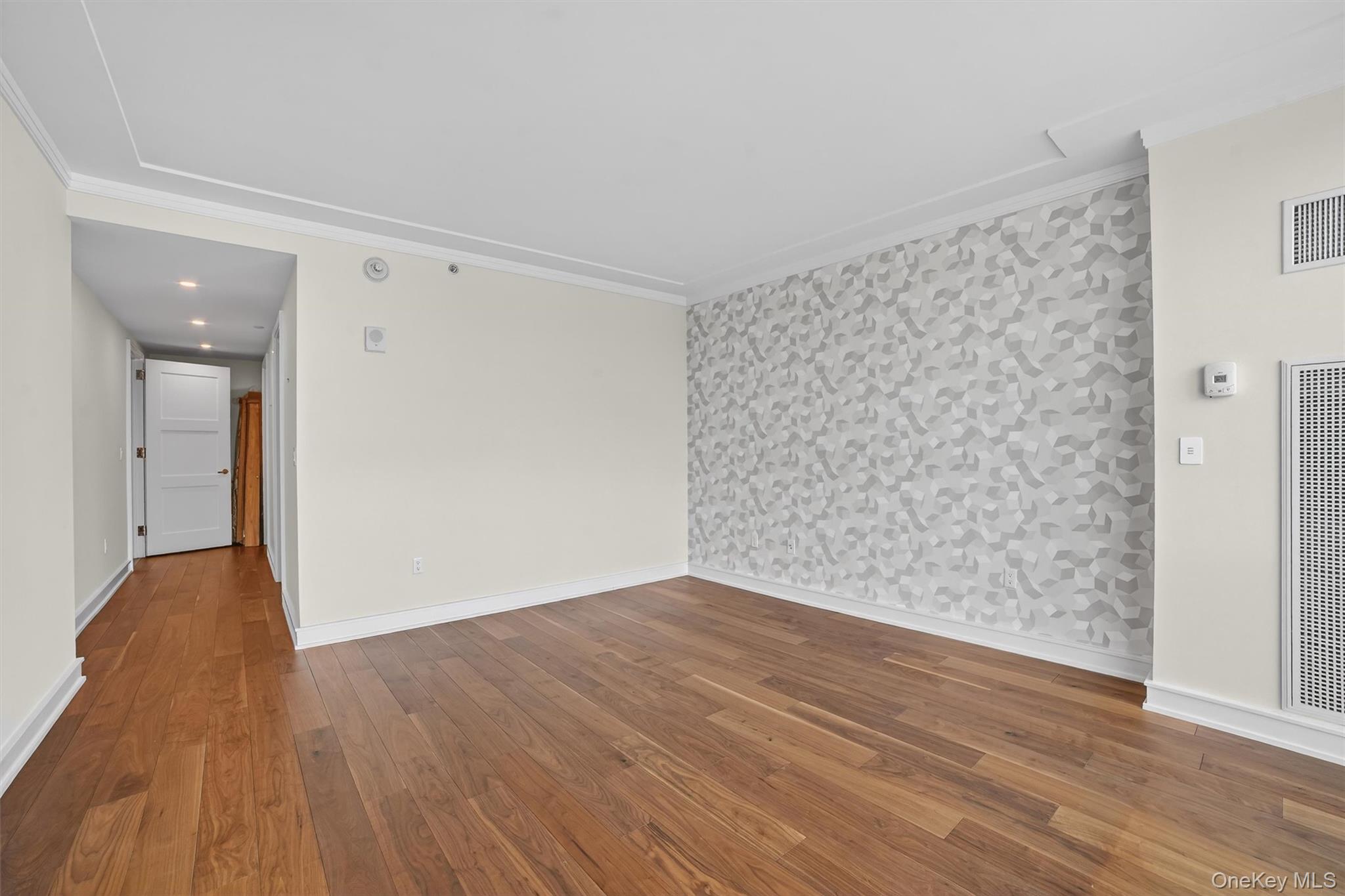 5 Renaissance Square Unit: 19B