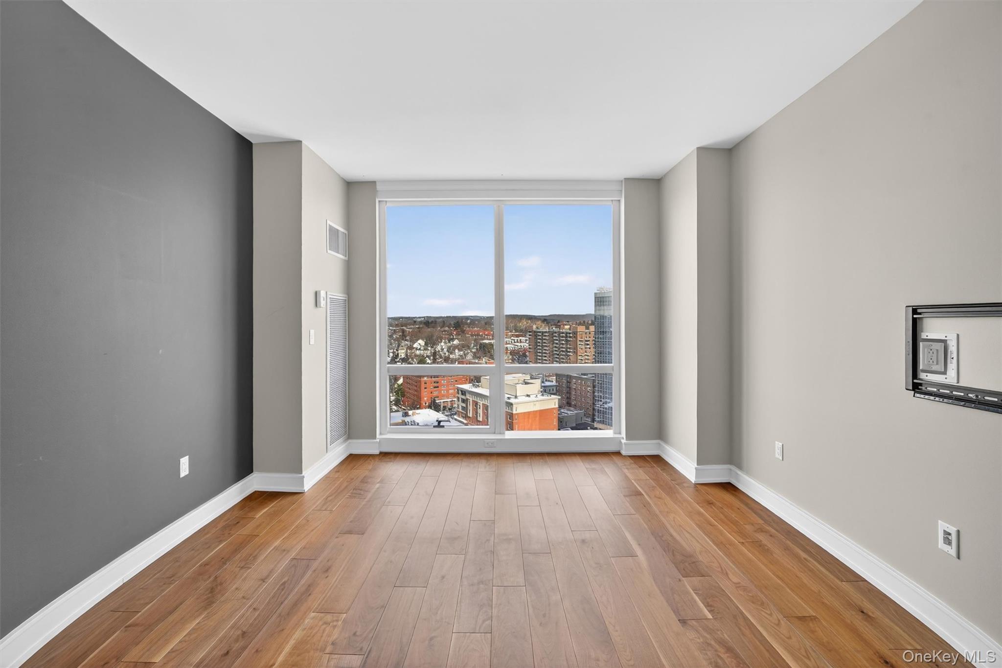 5 Renaissance Square Unit: 19B