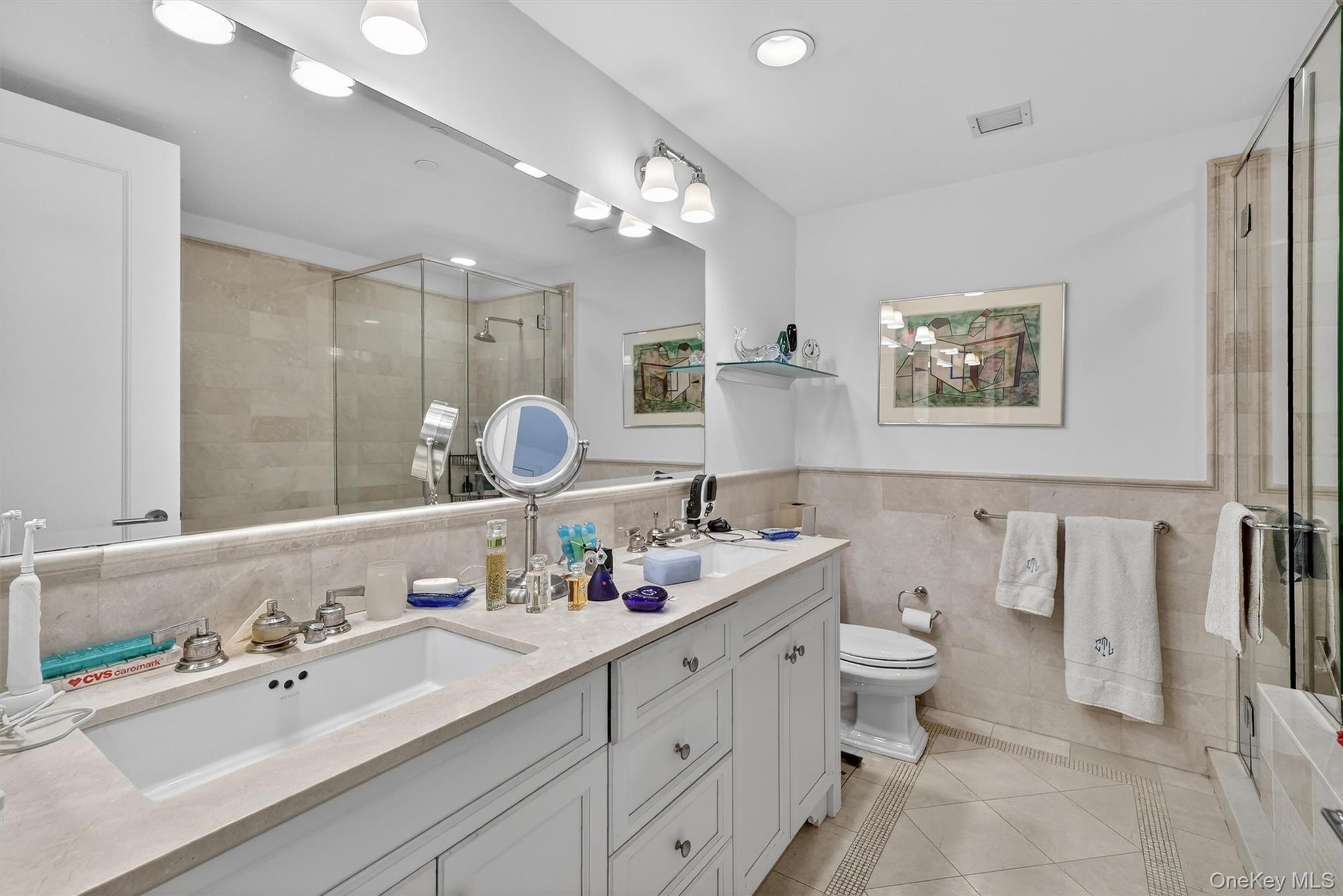 10 City Place Unit: PH3H