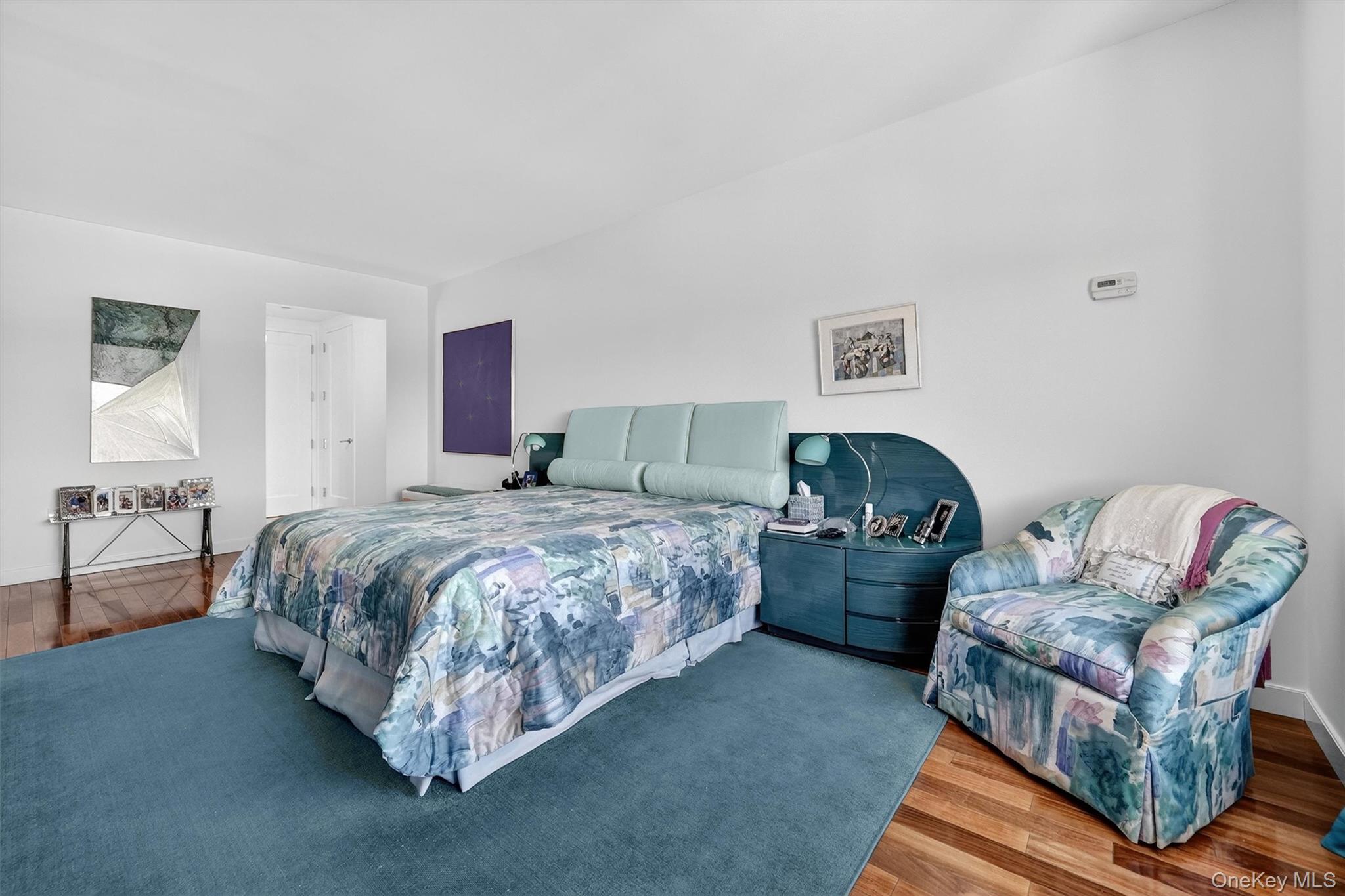 10 City Place Unit: PH3H