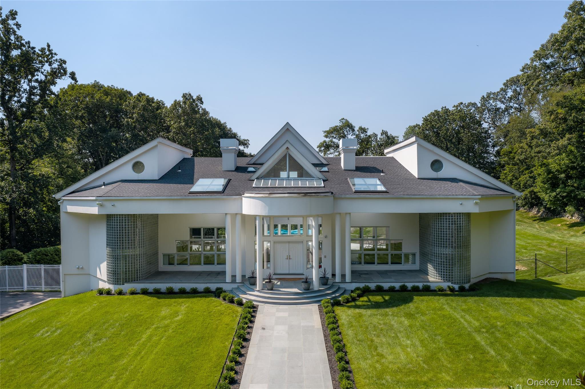 18 Bramblebush Road