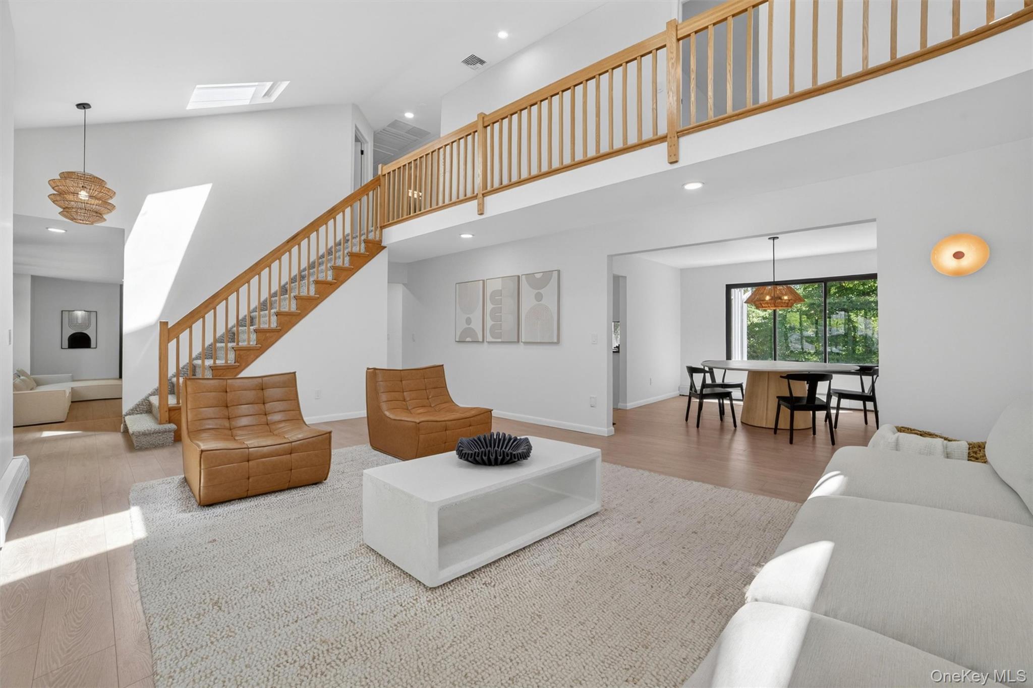 8 Amalfi Drive