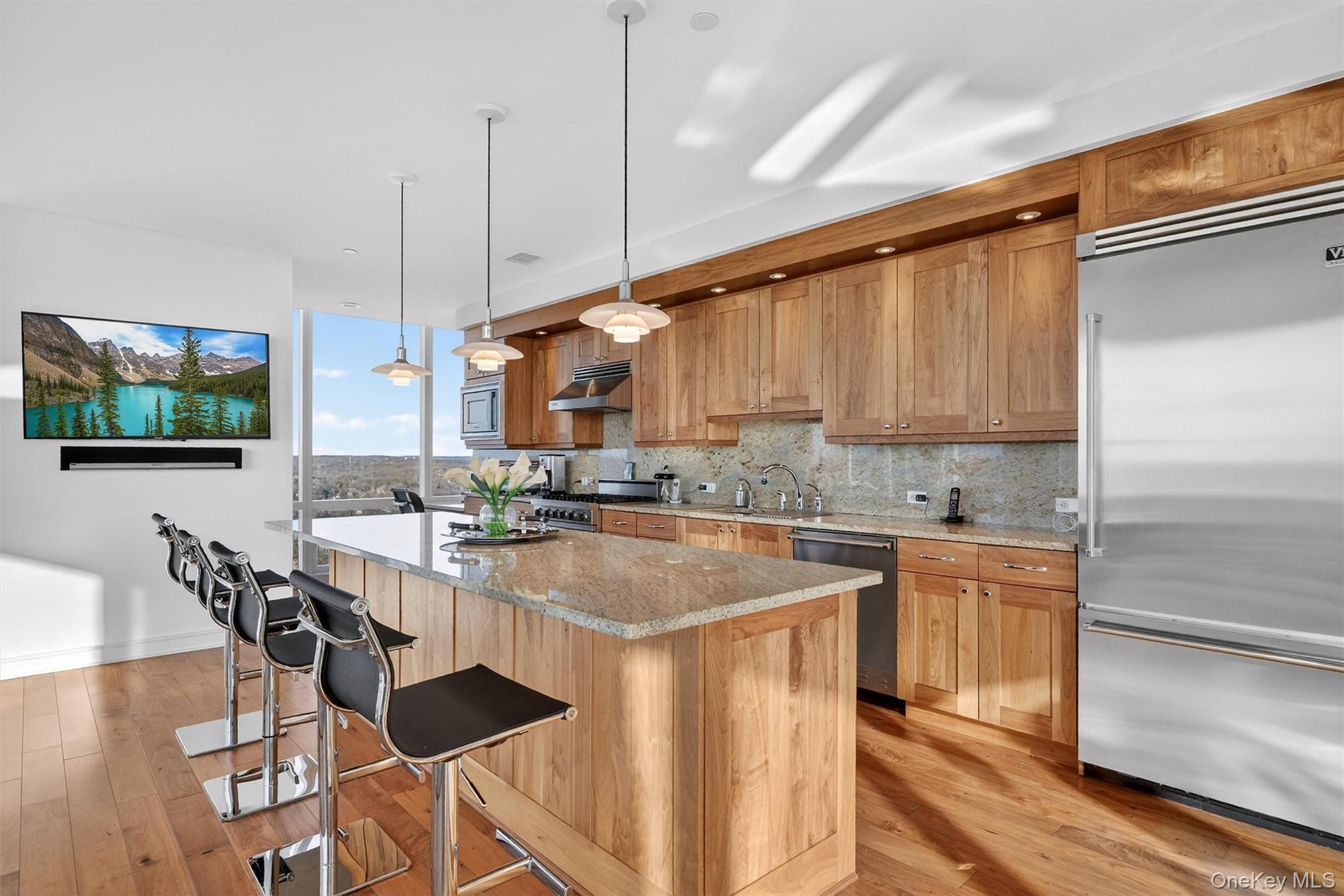 5 Renaissance Square Unit: PH6C
