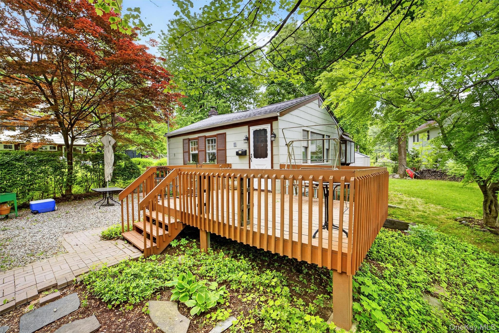 10 Mount Green Road