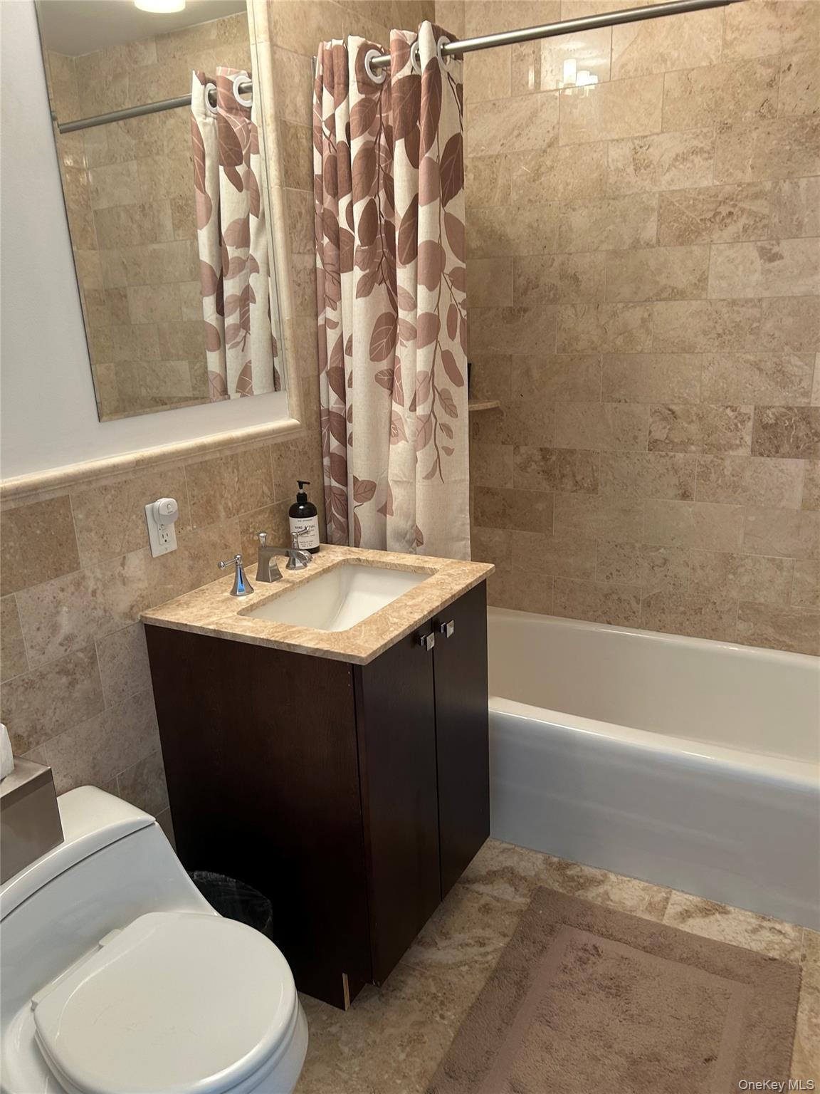 5 Renaissance Square Unit: 26E