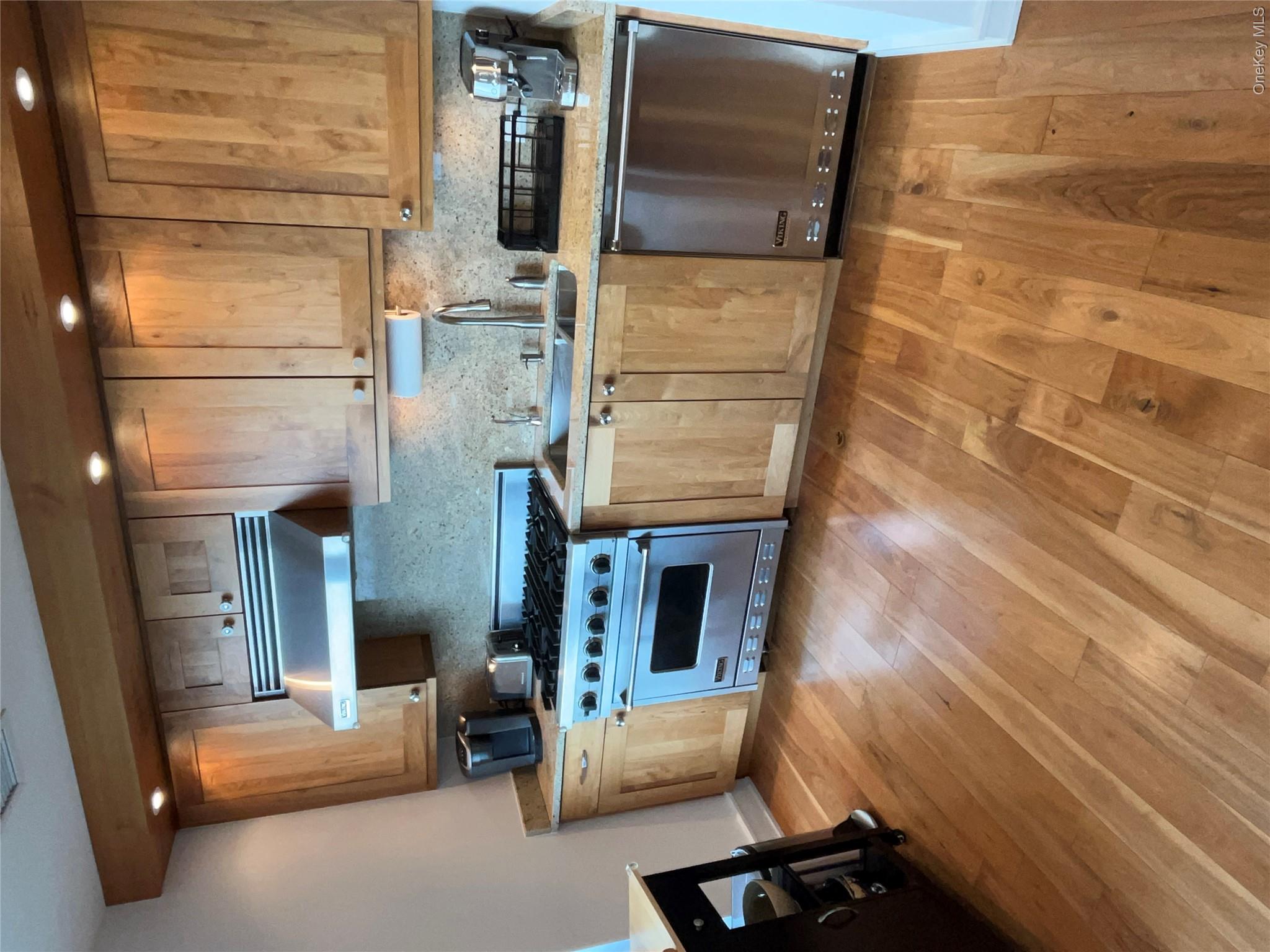 5 Renaissance Square Unit: 26E