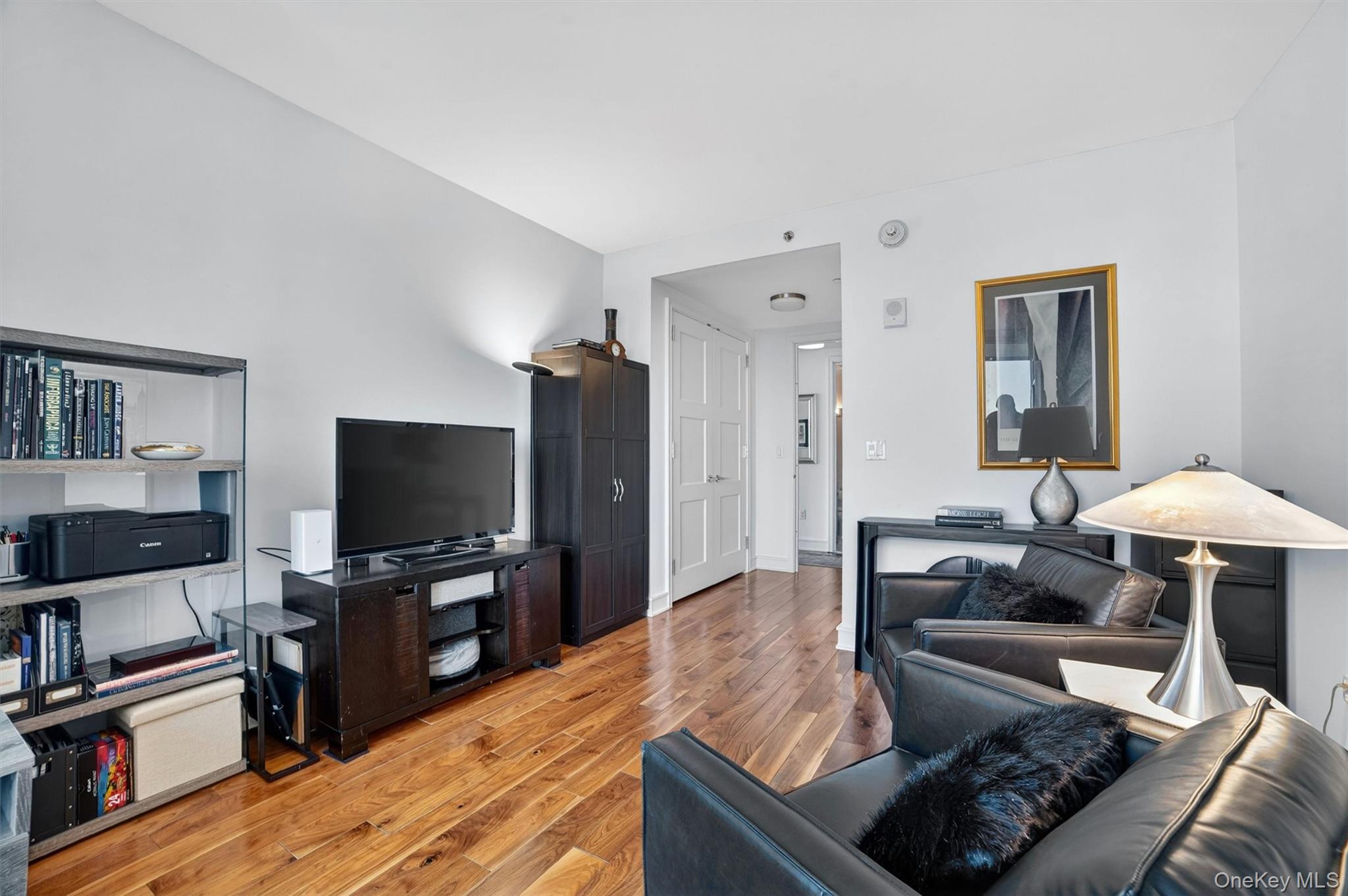 5 Renaissance Square Unit: 26E