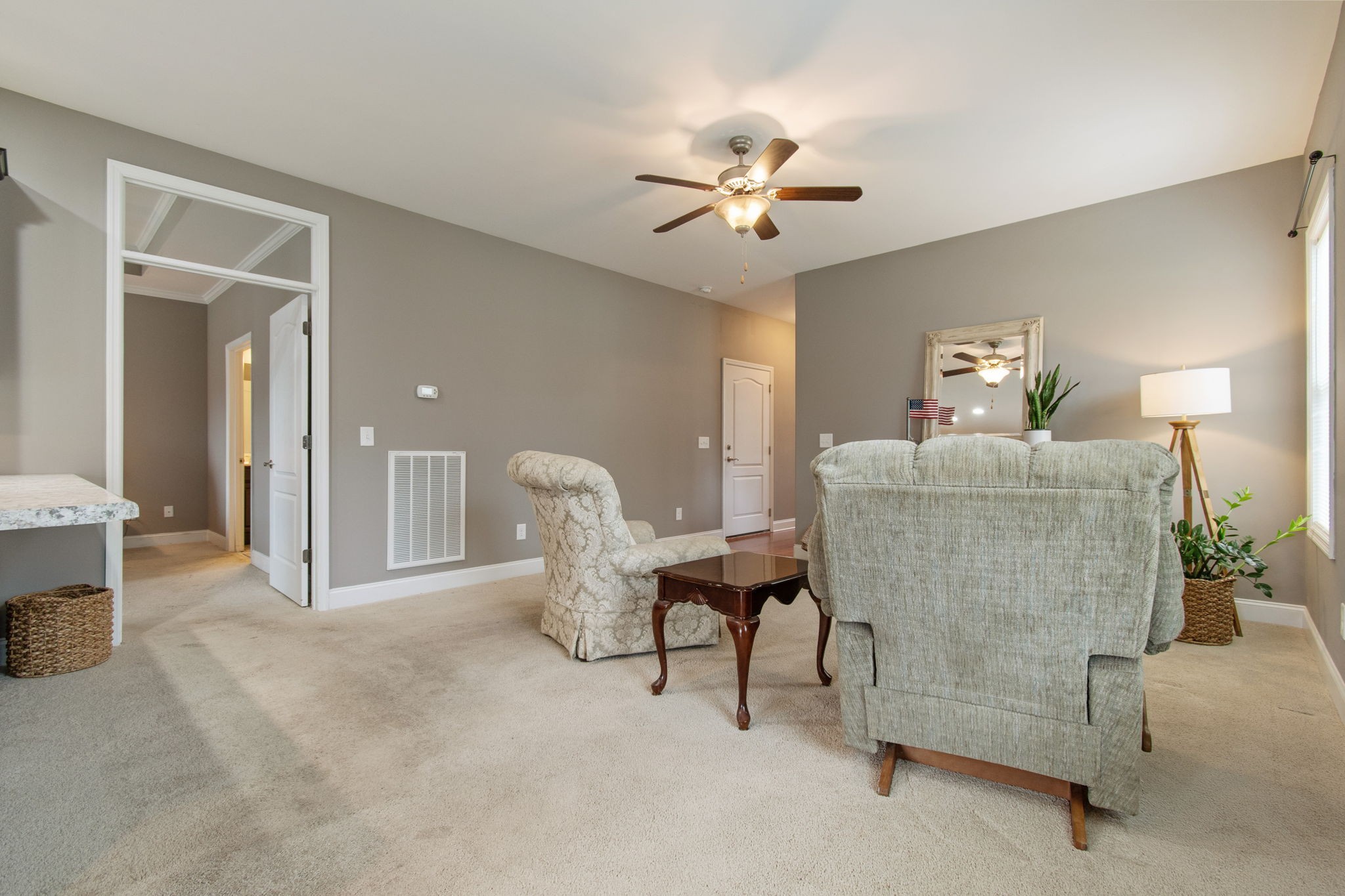 502 Harris Ct