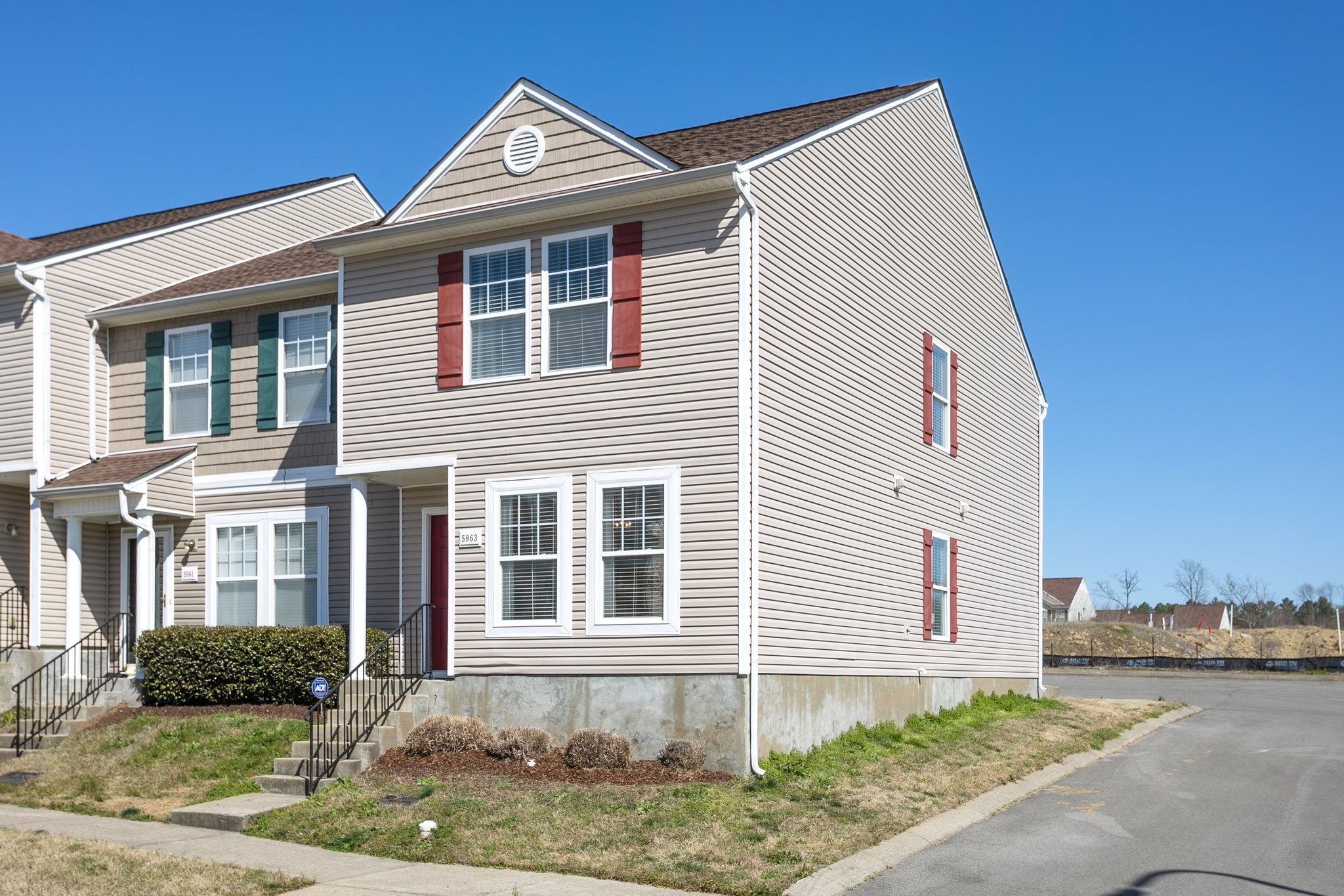 5963 Monroe Xing