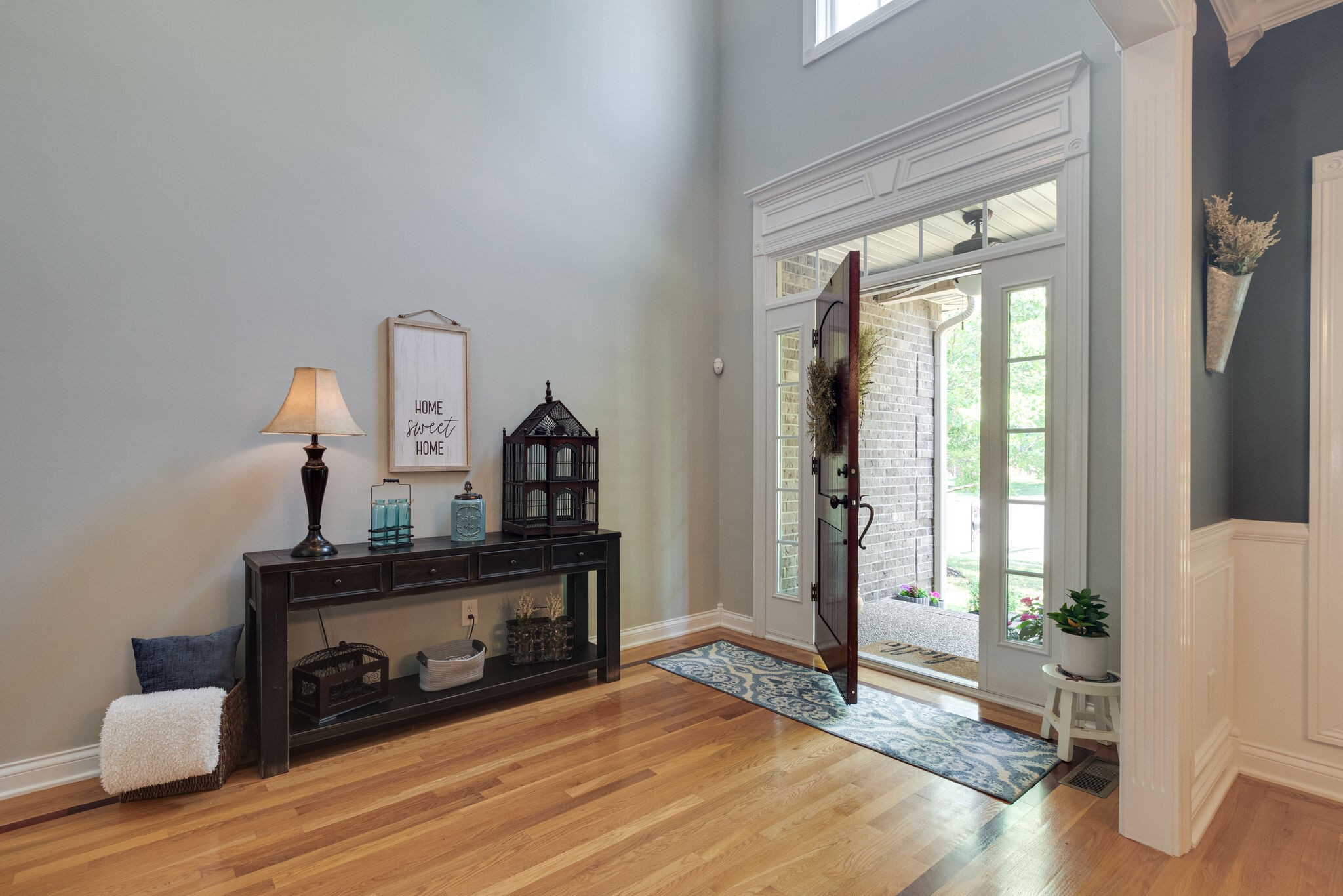 2105 Alston Ct
