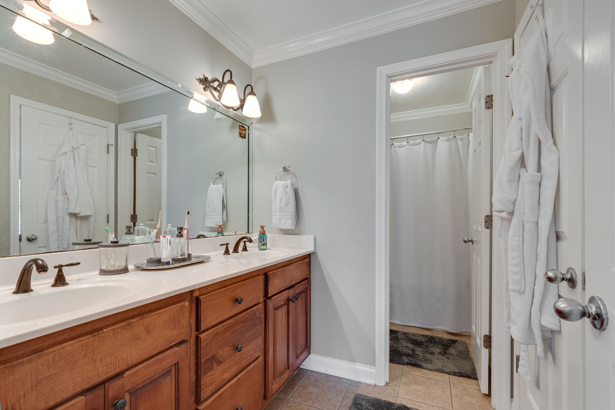 2105 Alston Ct