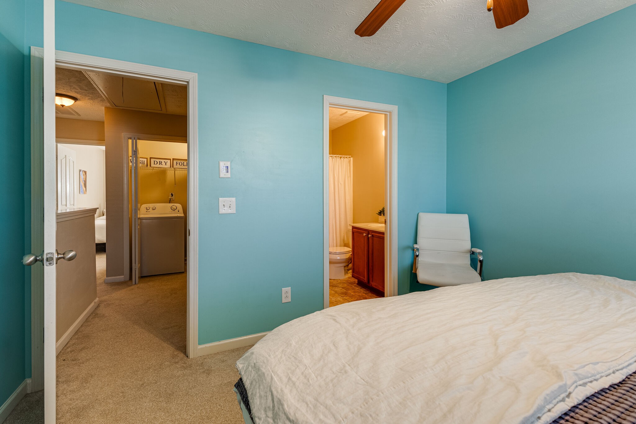 4015 Cody Dr