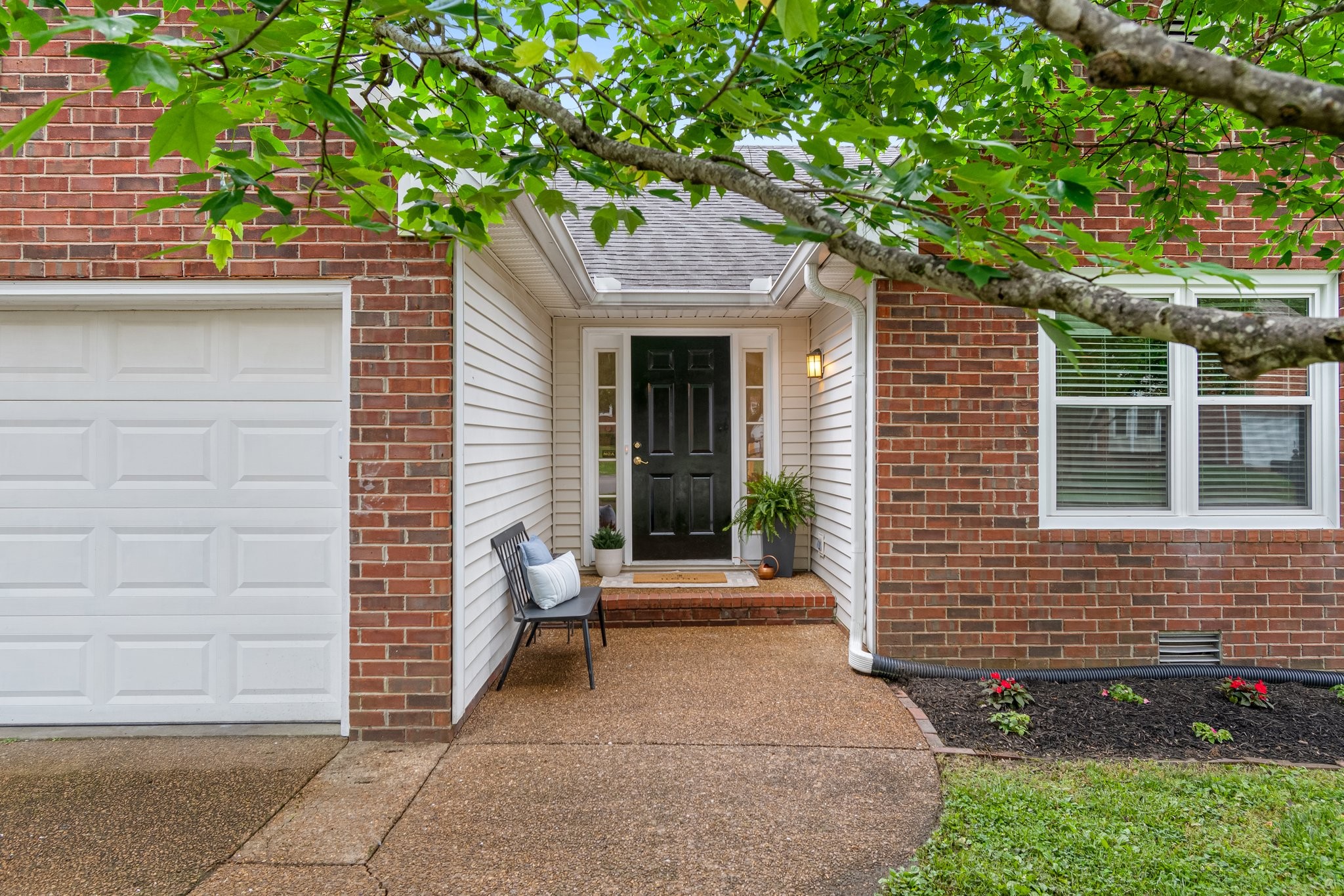 2115 Melody Dr