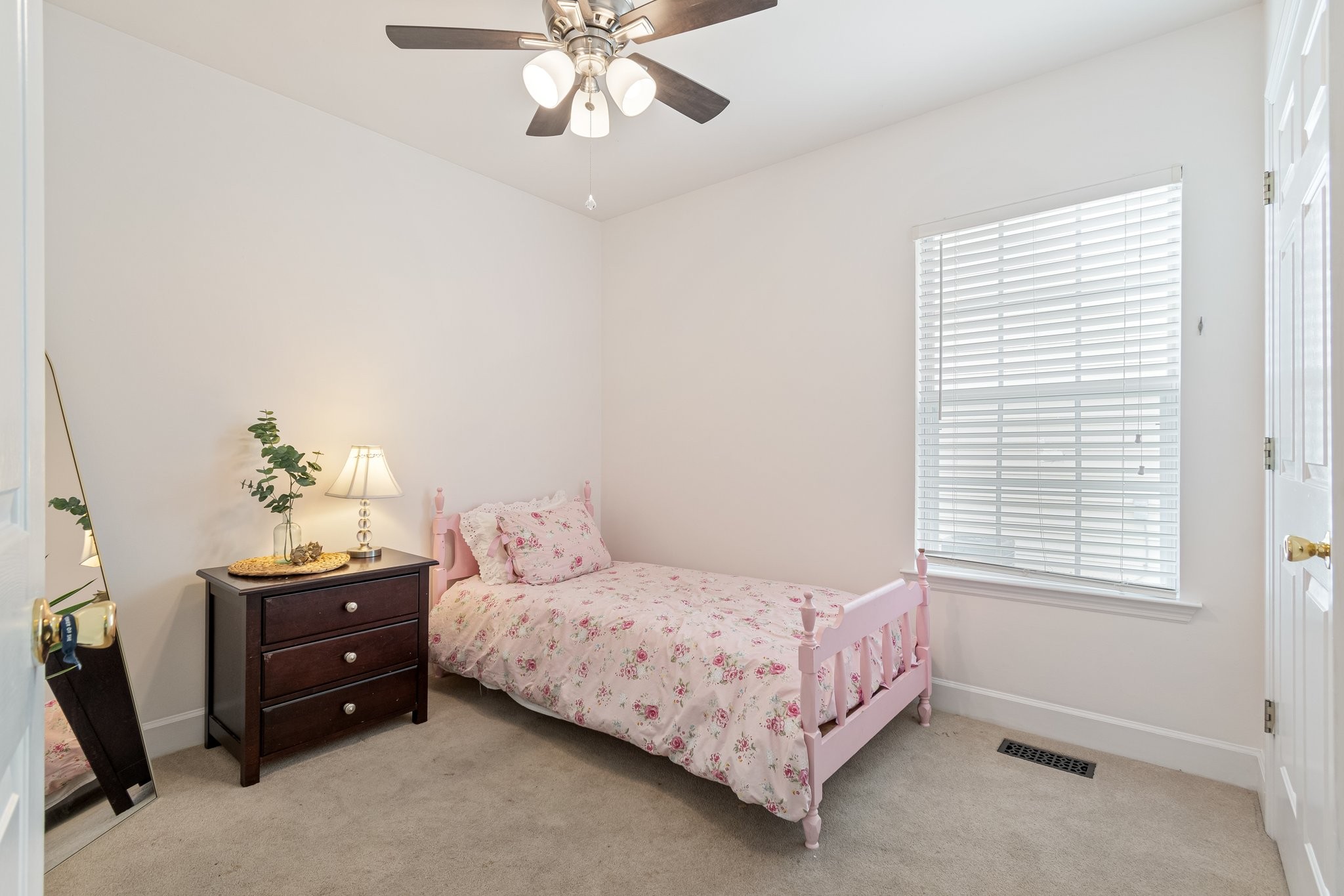 2115 Melody Dr