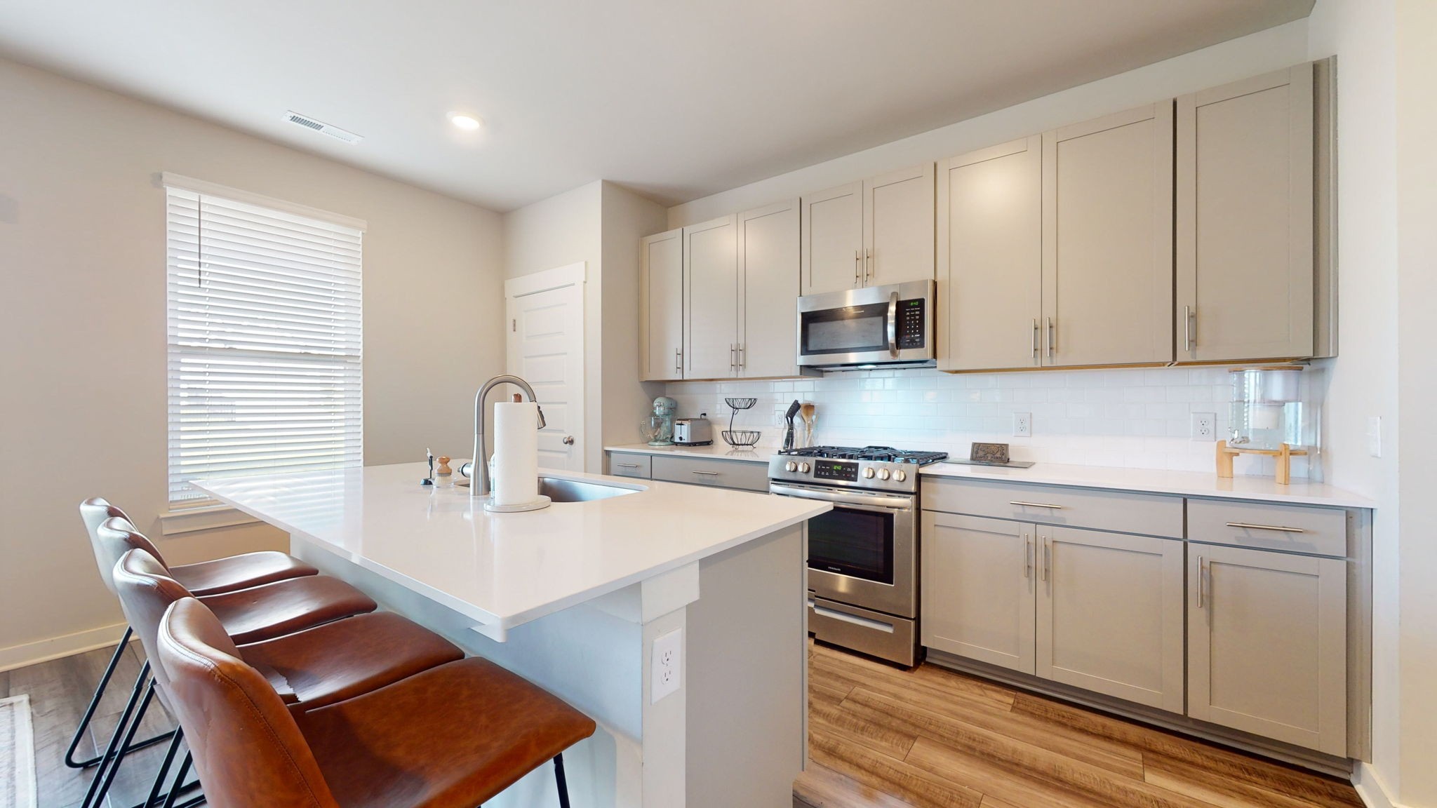 724 Ewell Farm Dr