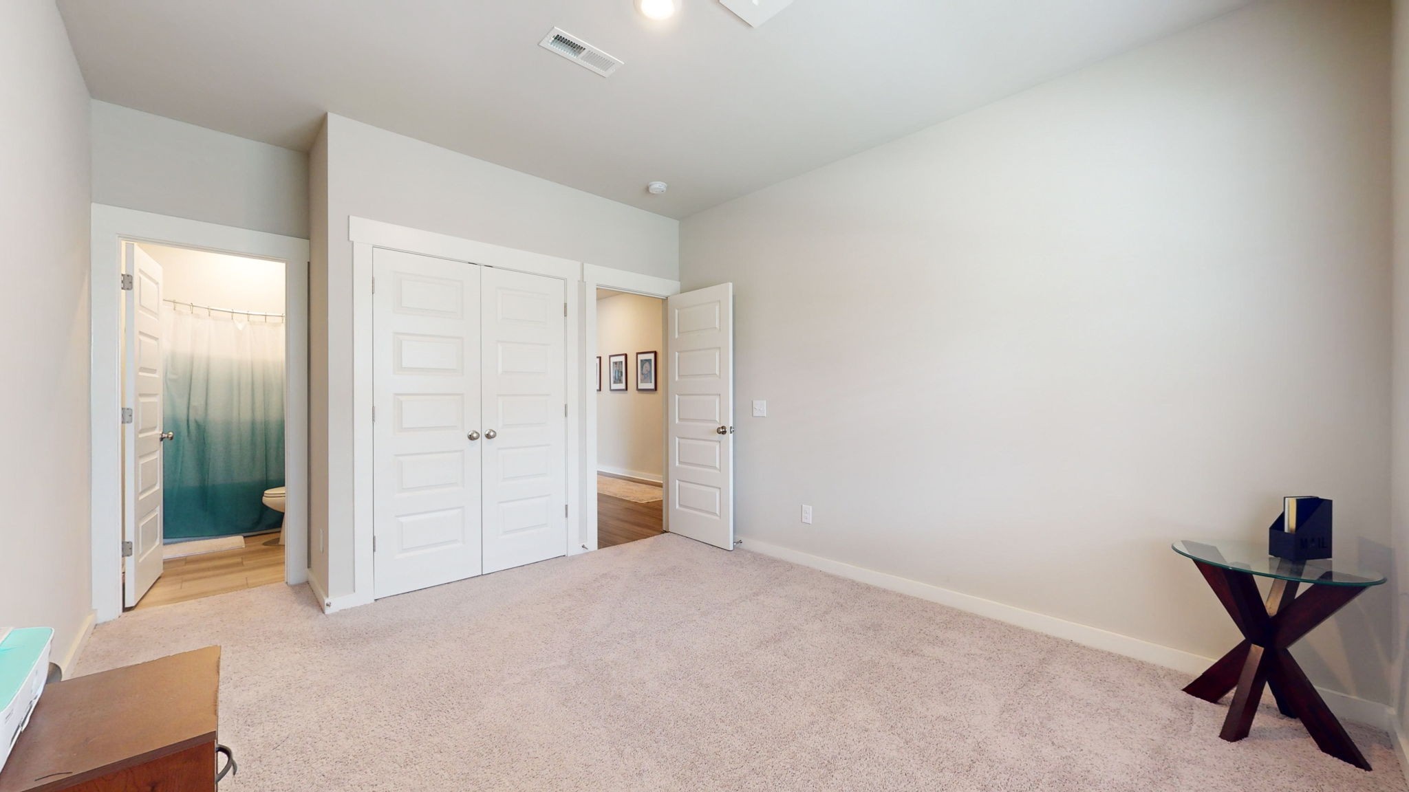 724 Ewell Farm Dr