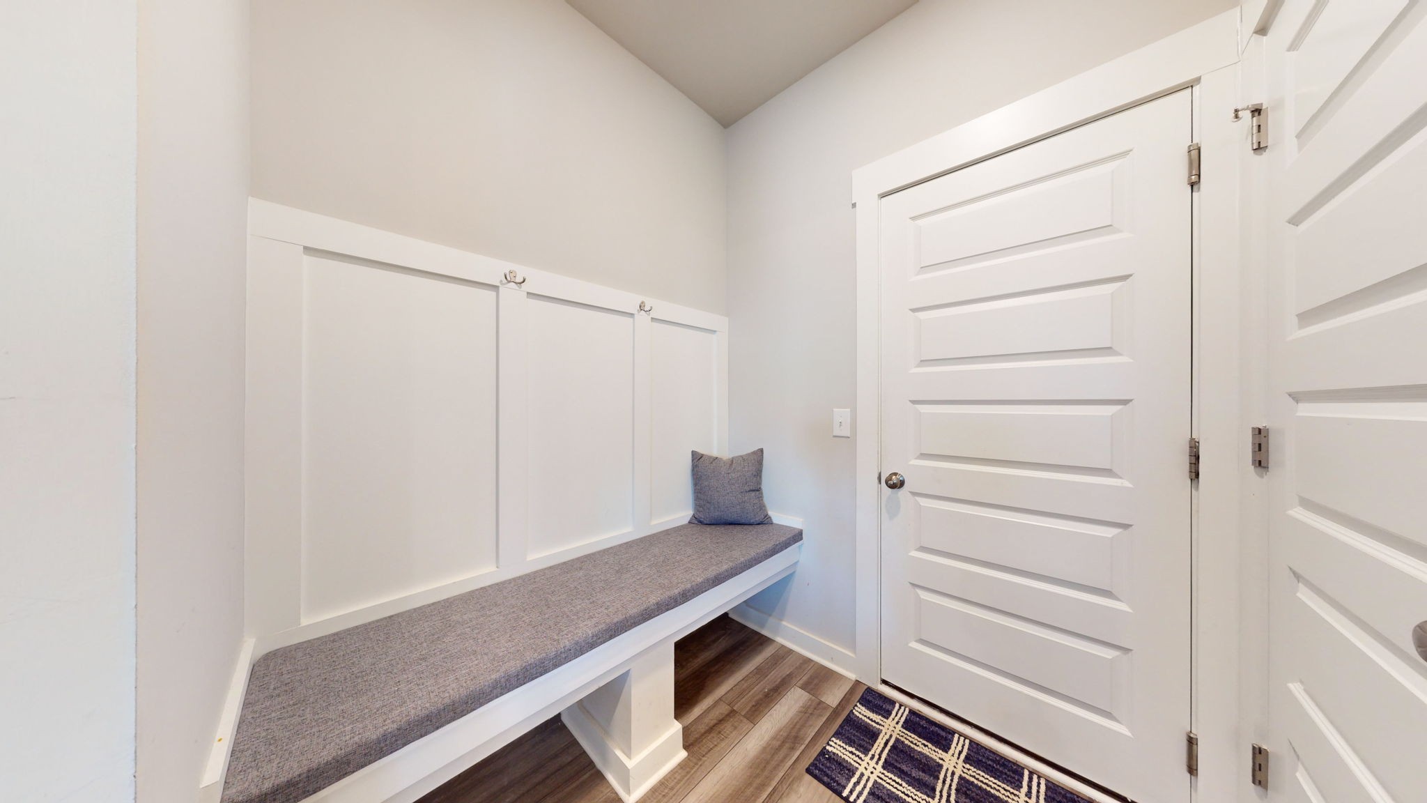 724 Ewell Farm Dr