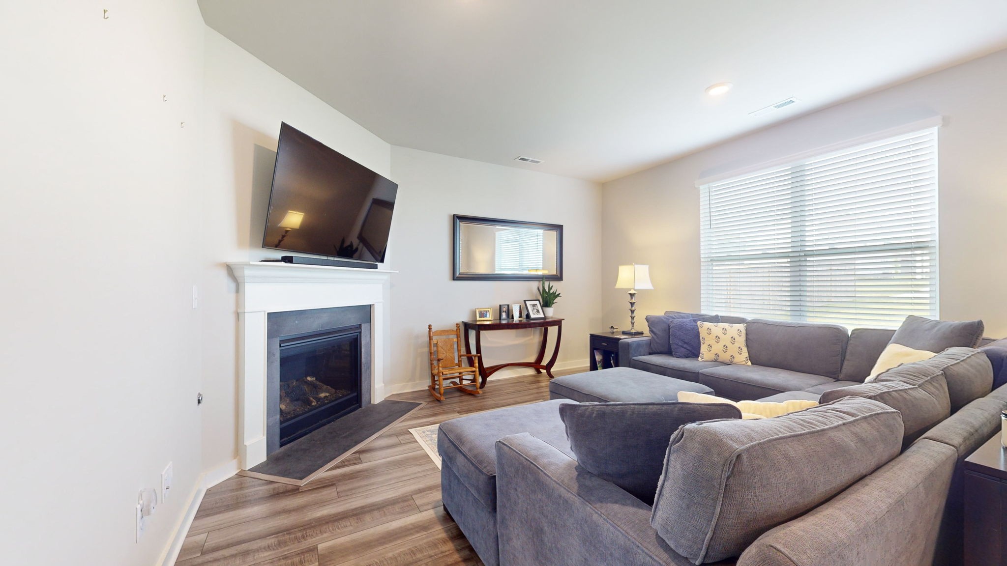 724 Ewell Farm Dr