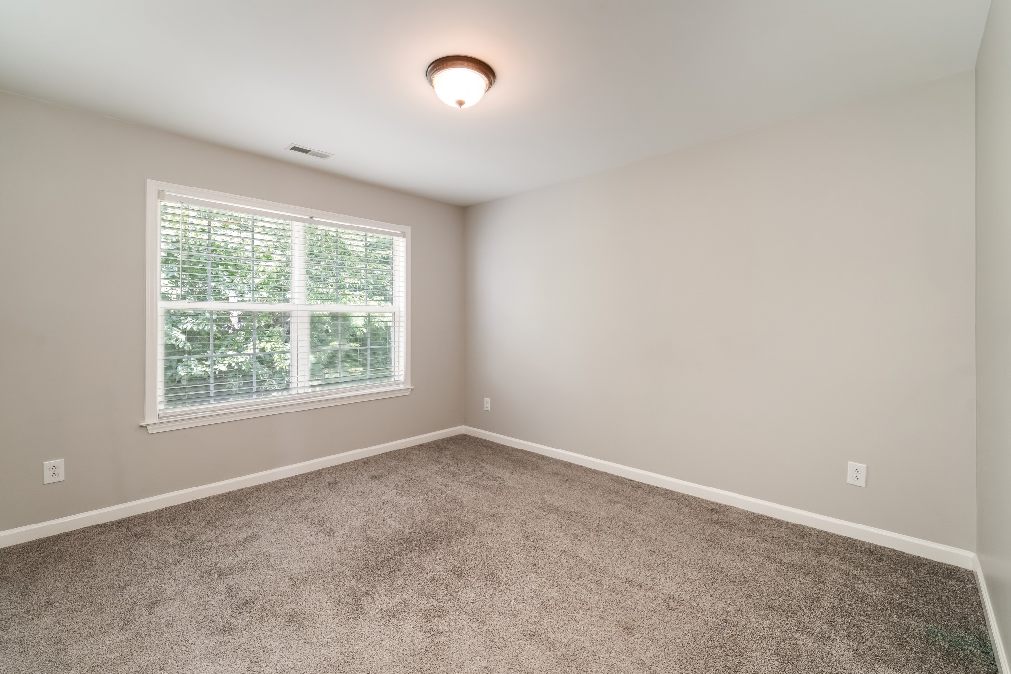 1513 Beaufort Pl