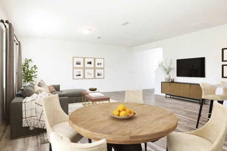 4202 Ellie Court