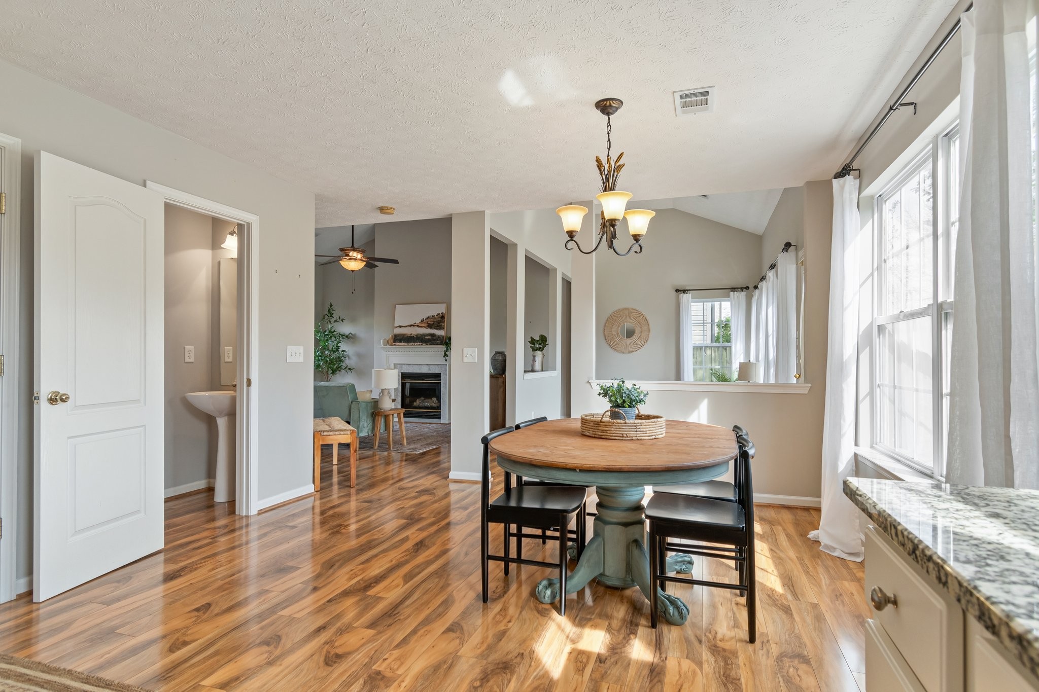 3263 Dark Woods Dr