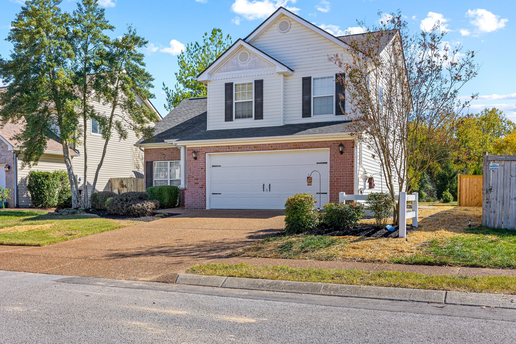3263 Dark Woods Dr