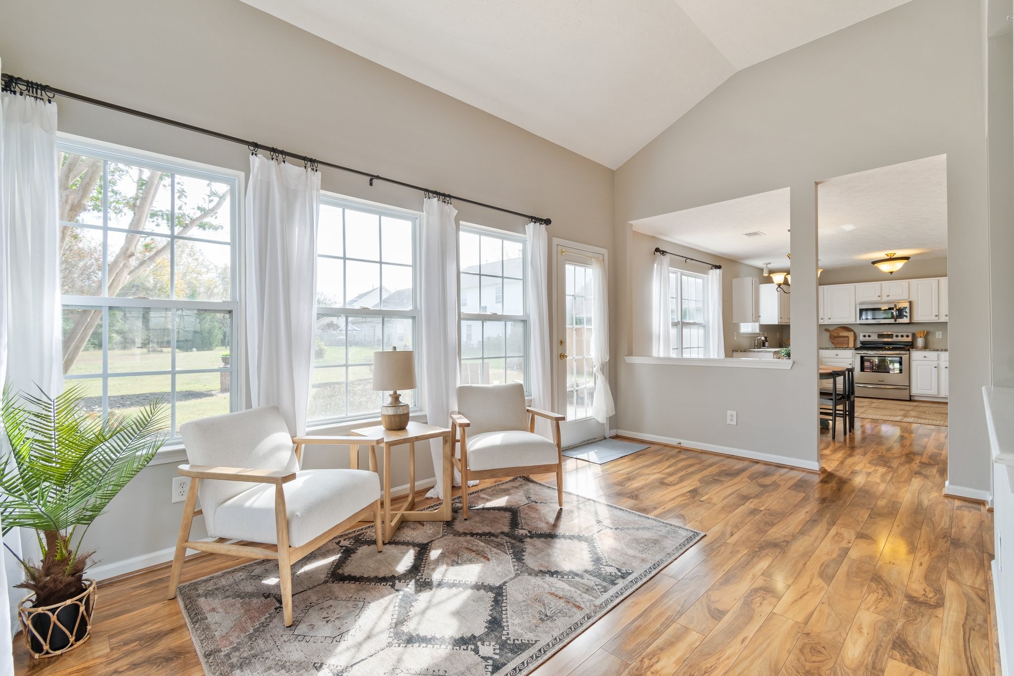 3263 Dark Woods Dr