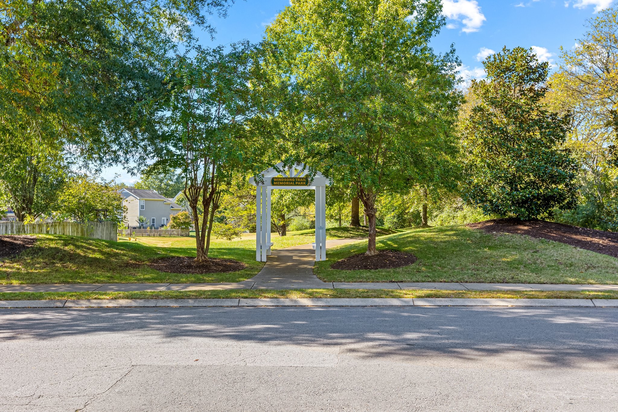 3263 Dark Woods Dr