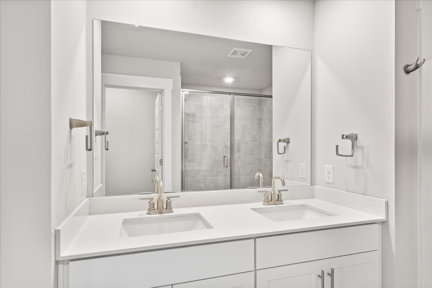 839 Ewell Farm Dr