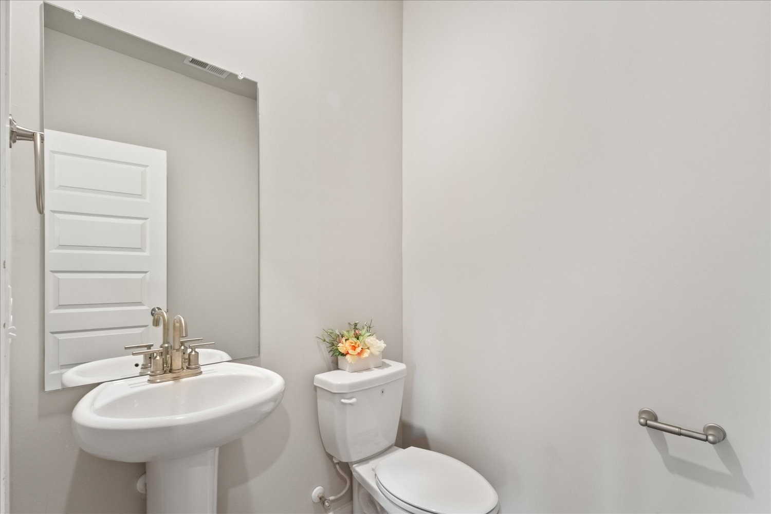 839 Ewell Farm Dr