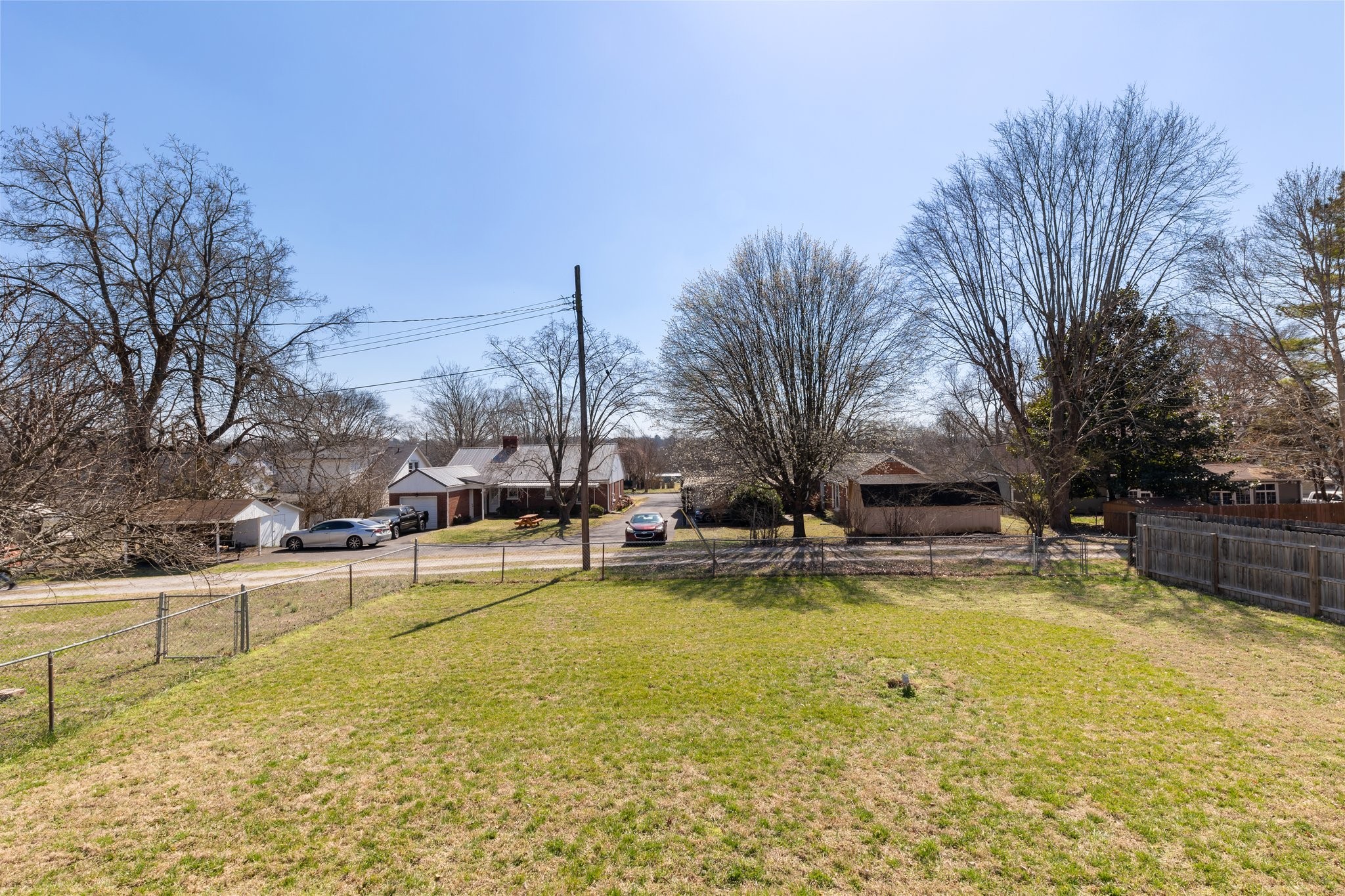 404 6th Ave