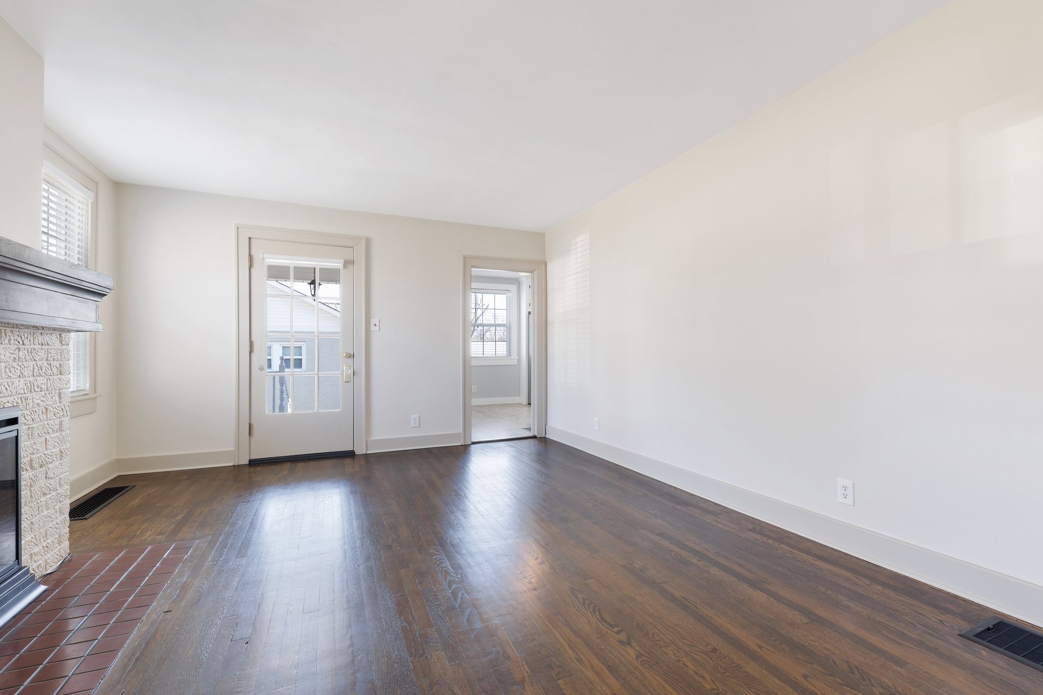 404 6th Ave