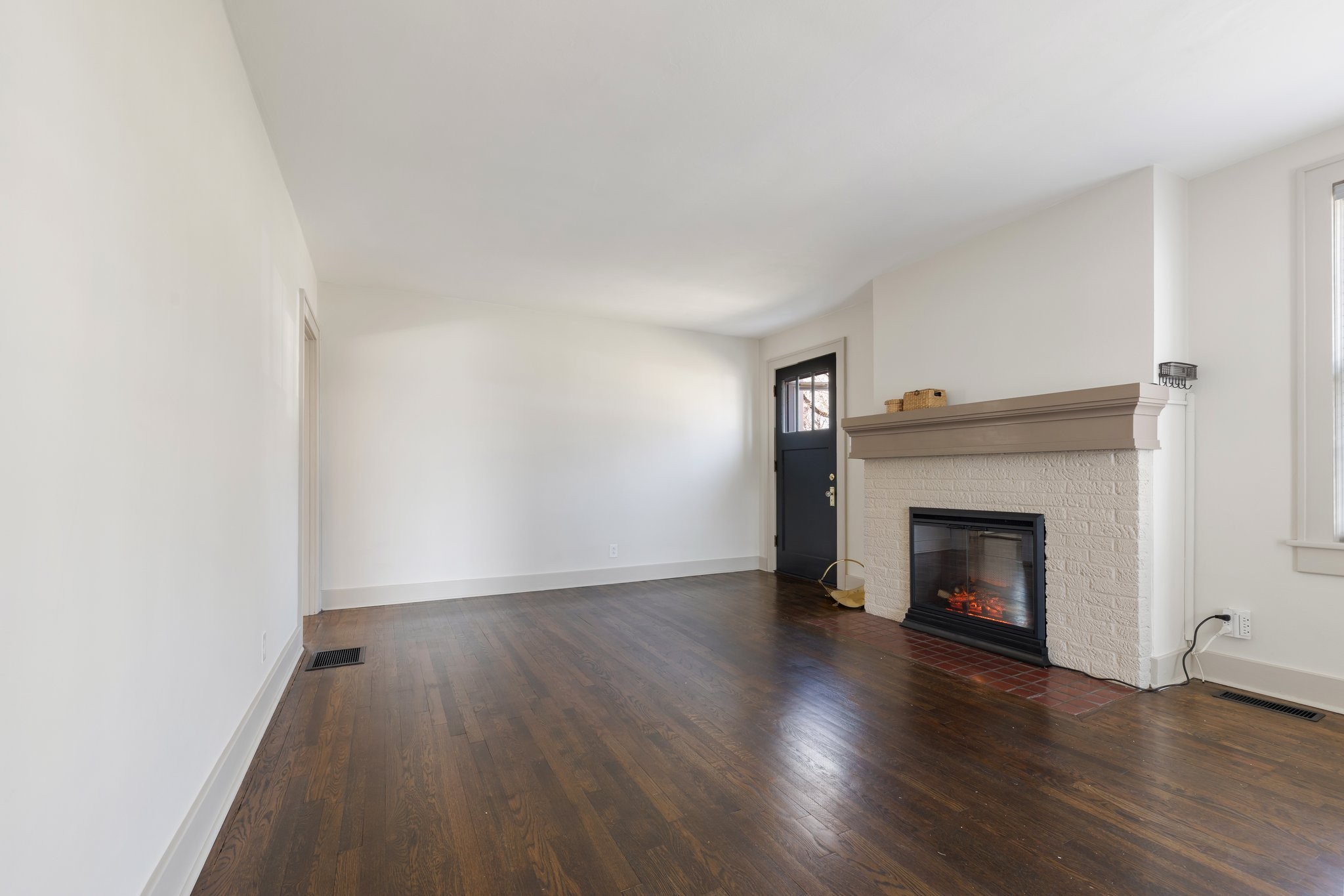 404 6th Ave