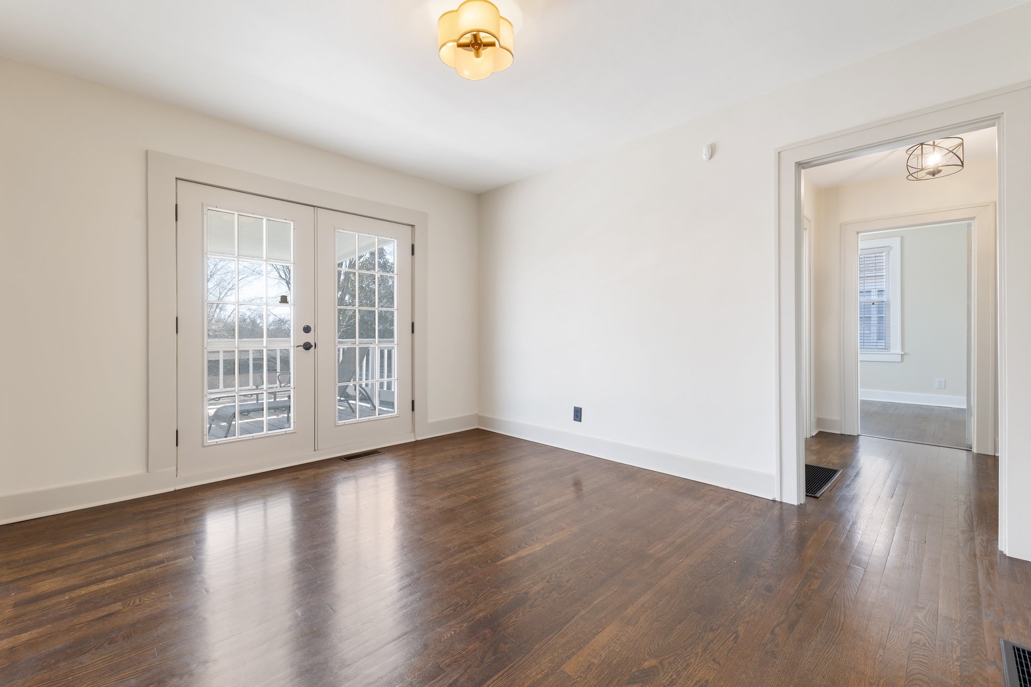 404 6th Ave